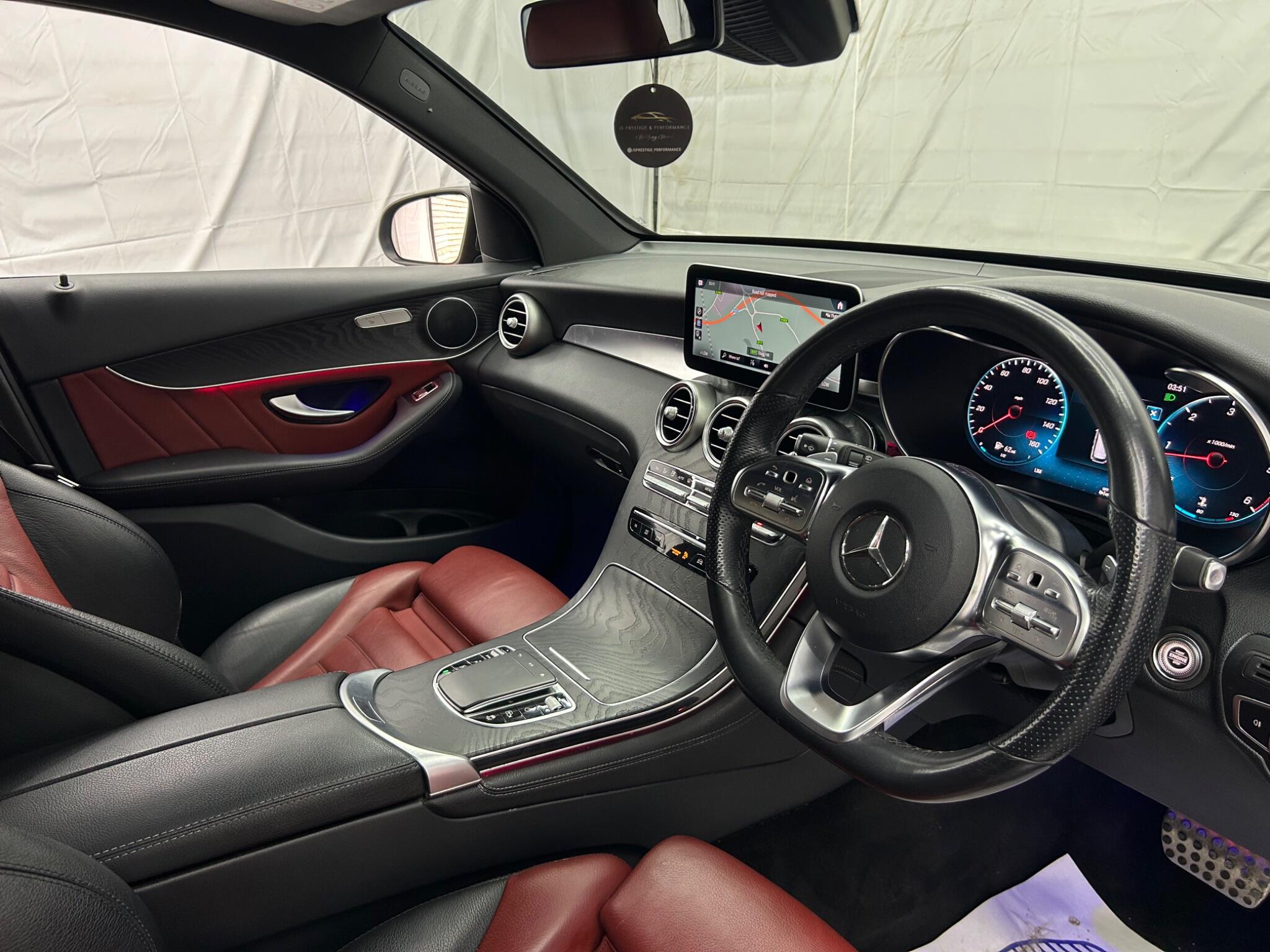 Mercedes-Benz GLC view 11