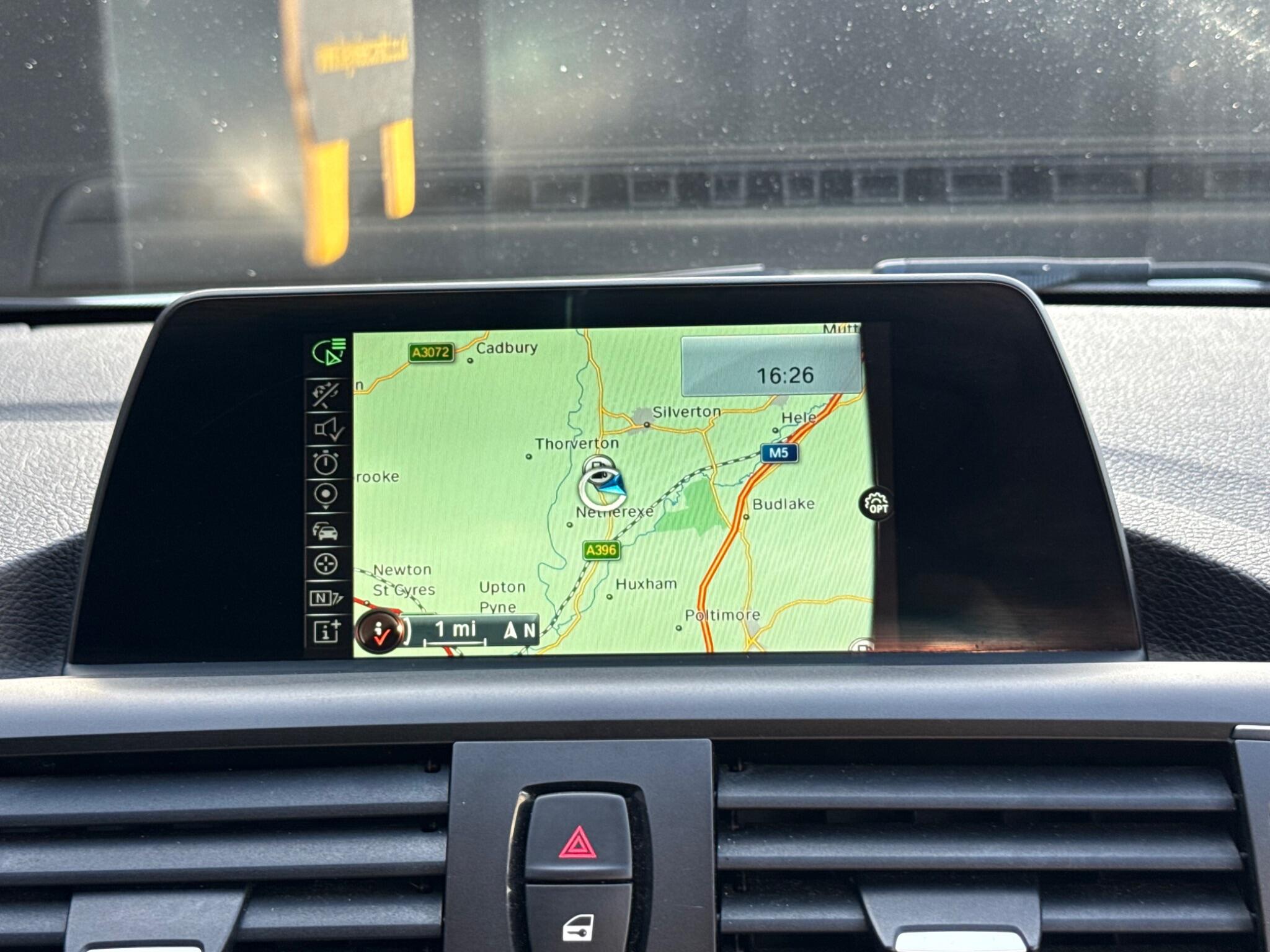 BMW 1 Series view 31
