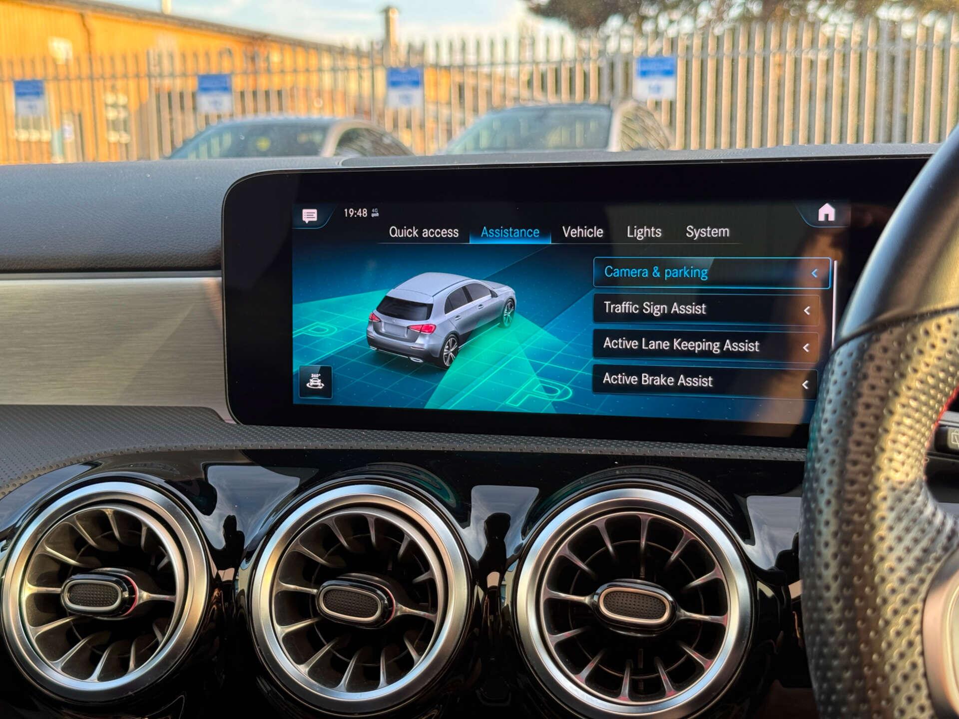 Mercedes-Benz A Class view 80