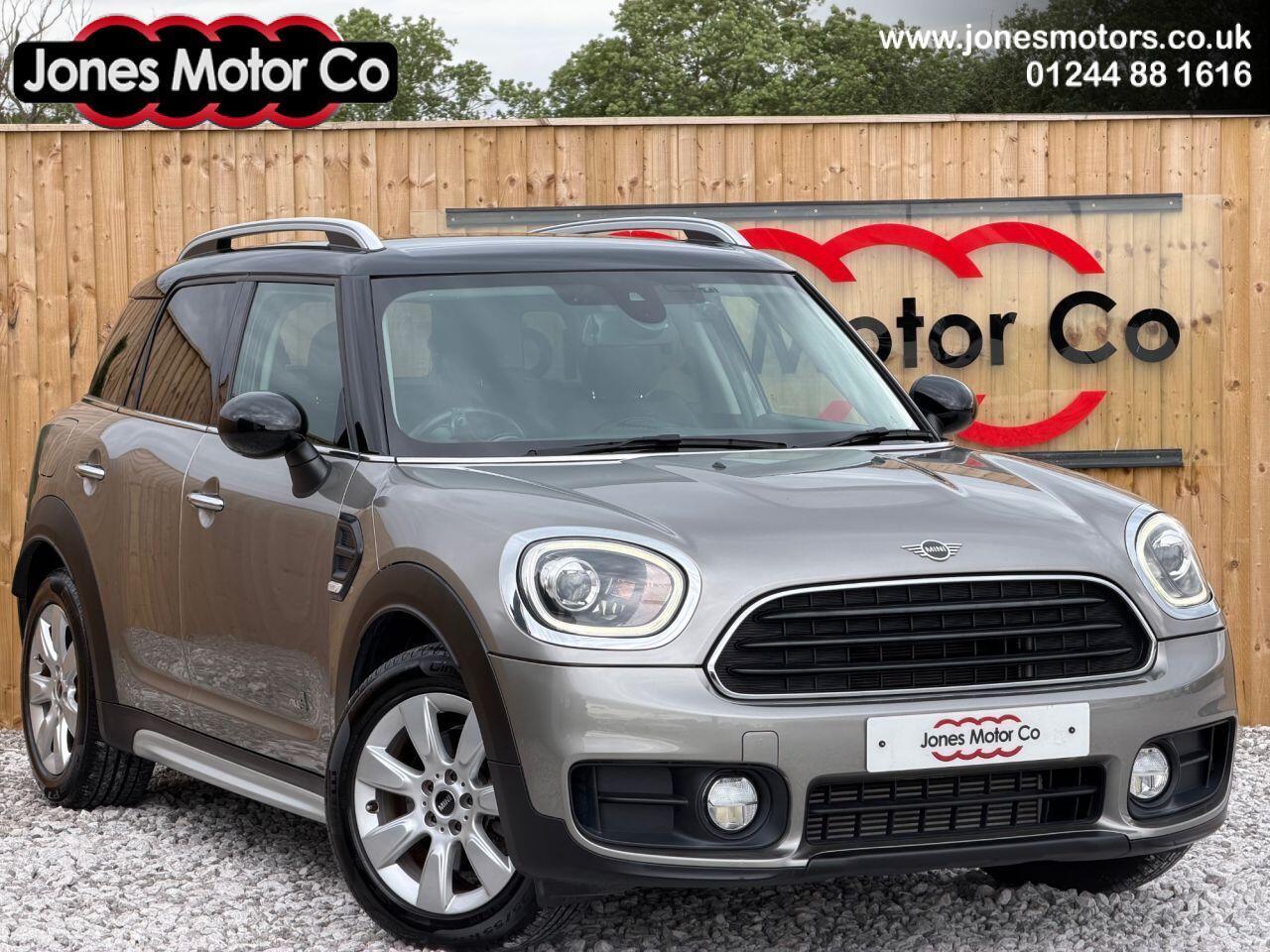 Mini Countryman view 2