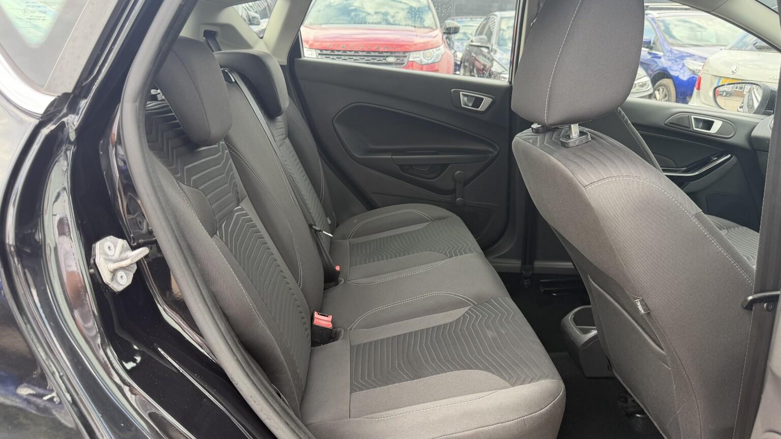 Ford Fiesta view 23