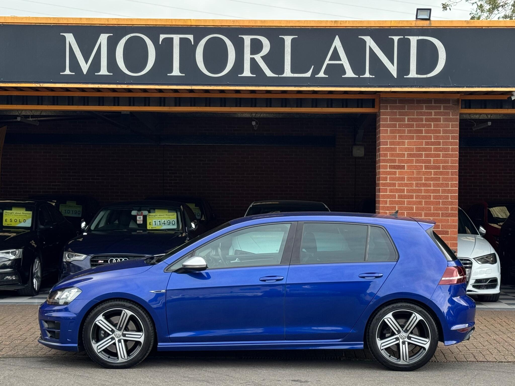 Volkswagen Golf view 6