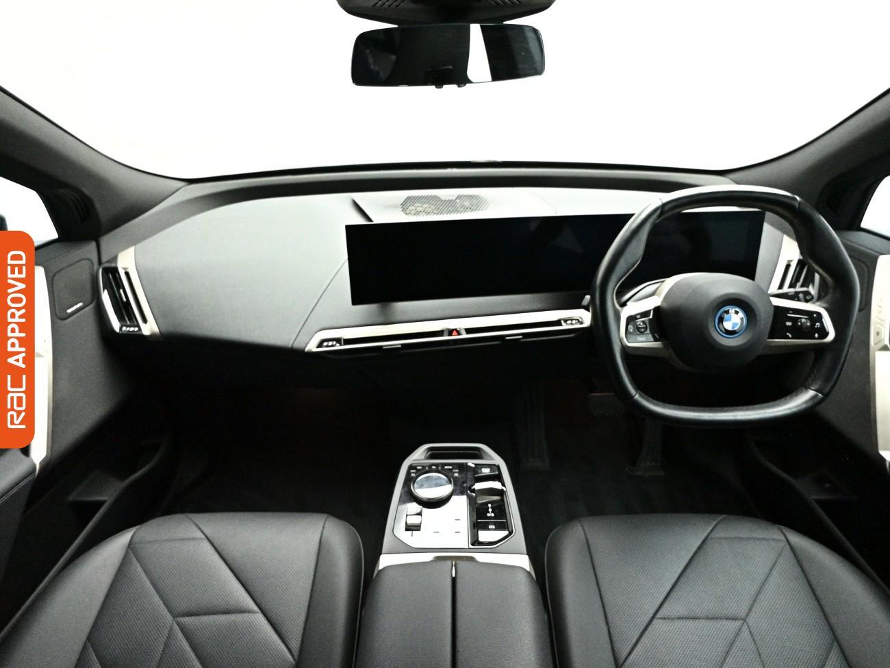 BMW iX view 2