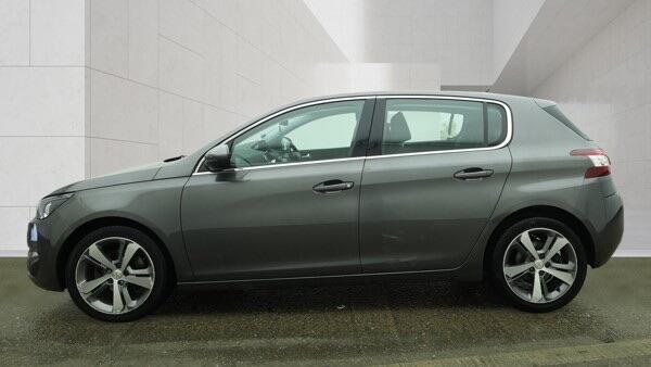 Peugeot 308 view 10
