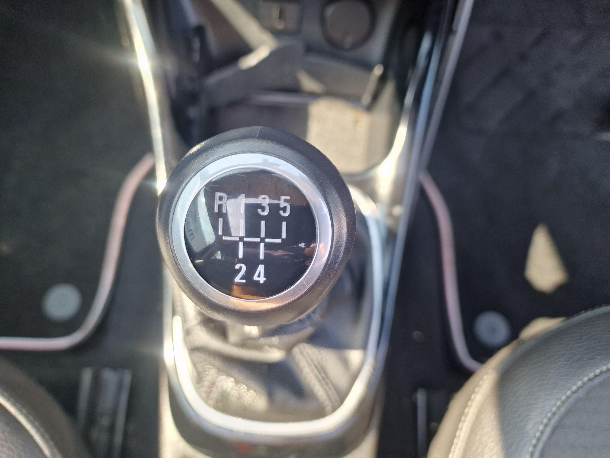 Vauxhall Adam view 32