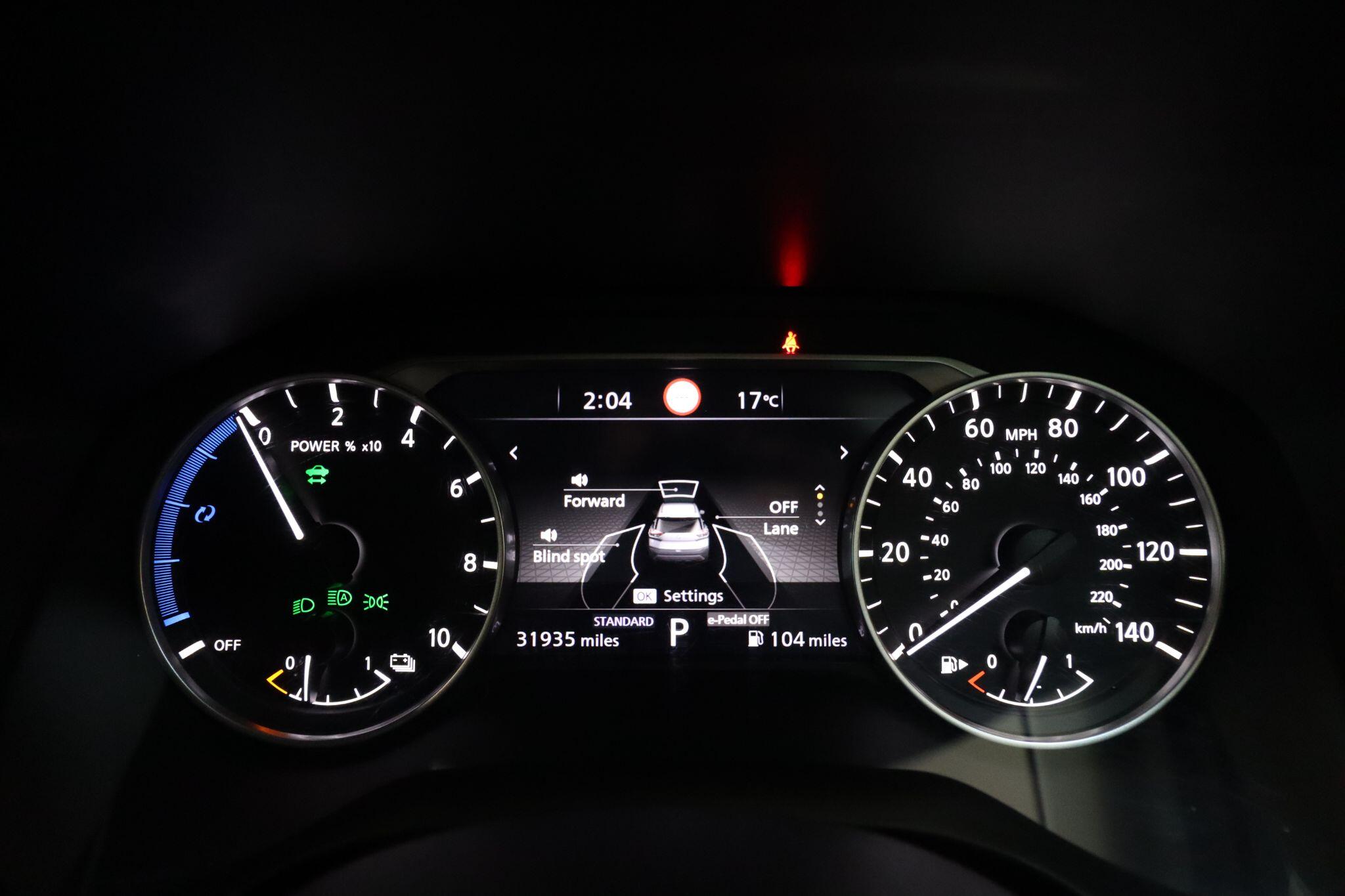 Nissan X-Trail view 34