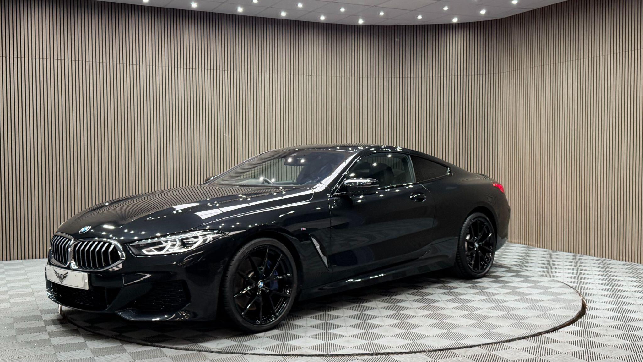 BMW 8 Series view 9