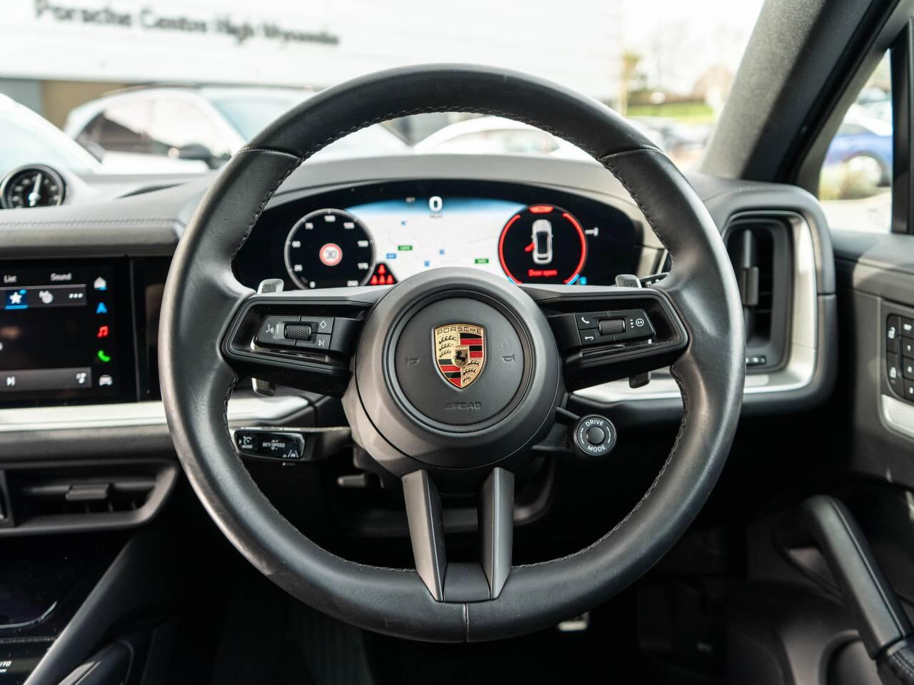 Porsche Cayenne view 17