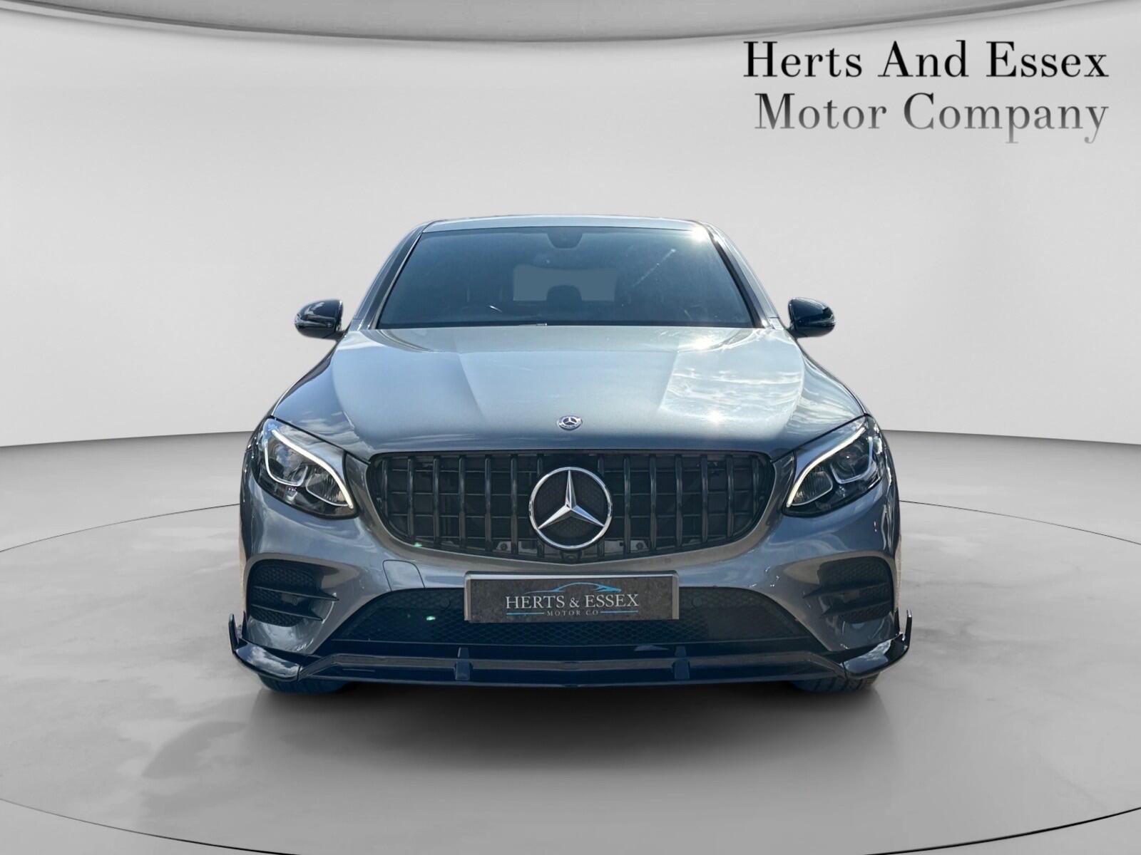 Mercedes-Benz GLC view 2