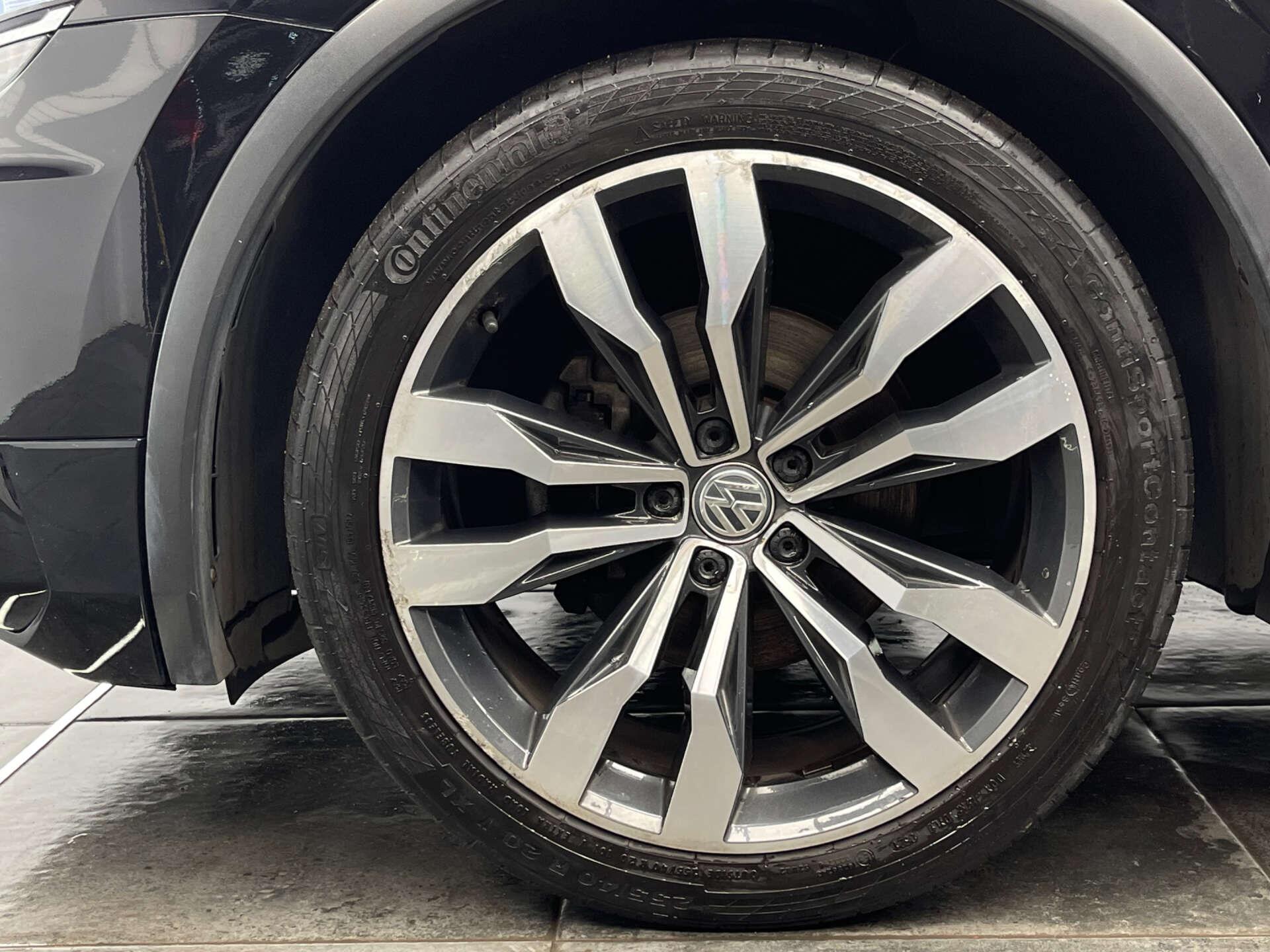 Volkswagen Tiguan view 32