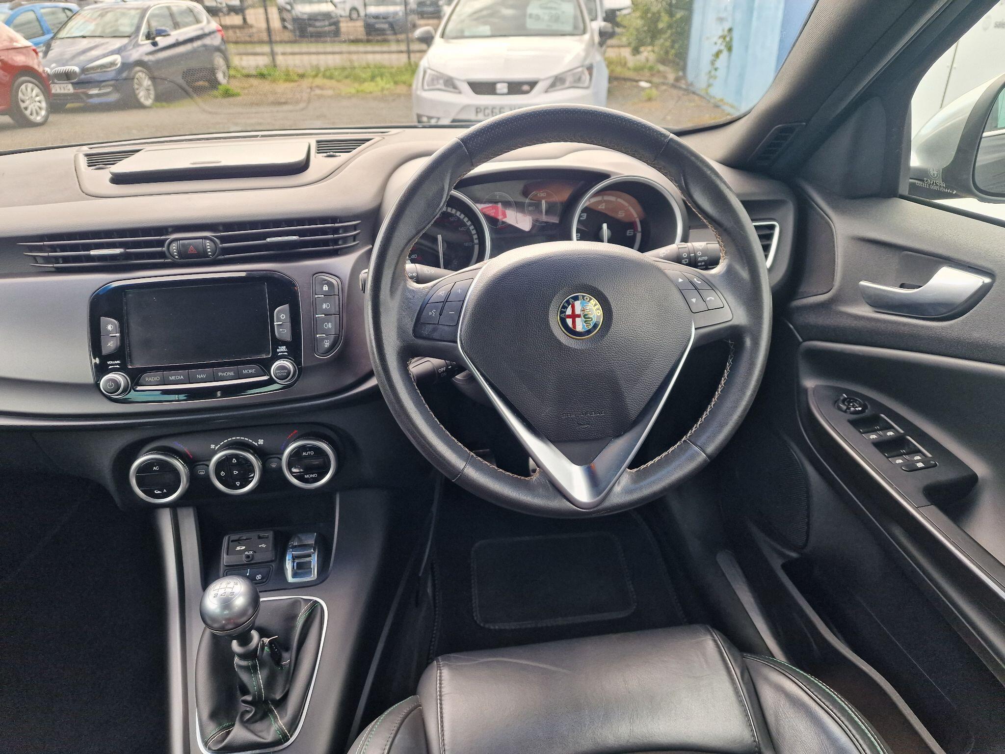 Alfa Romeo Giulietta view 34