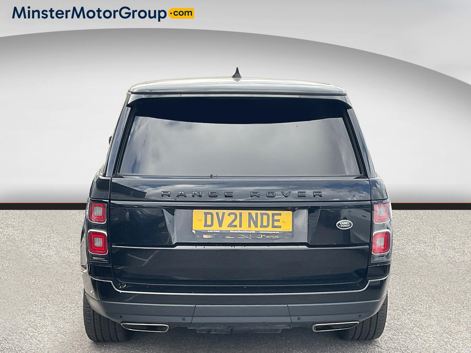 Land Rover Range Rover view 2