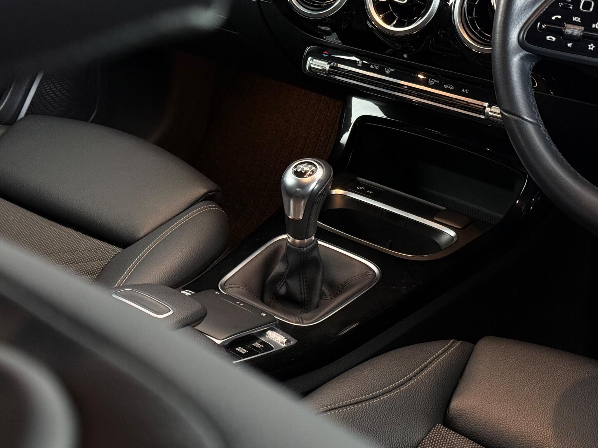 Mercedes-Benz A-Class view 32