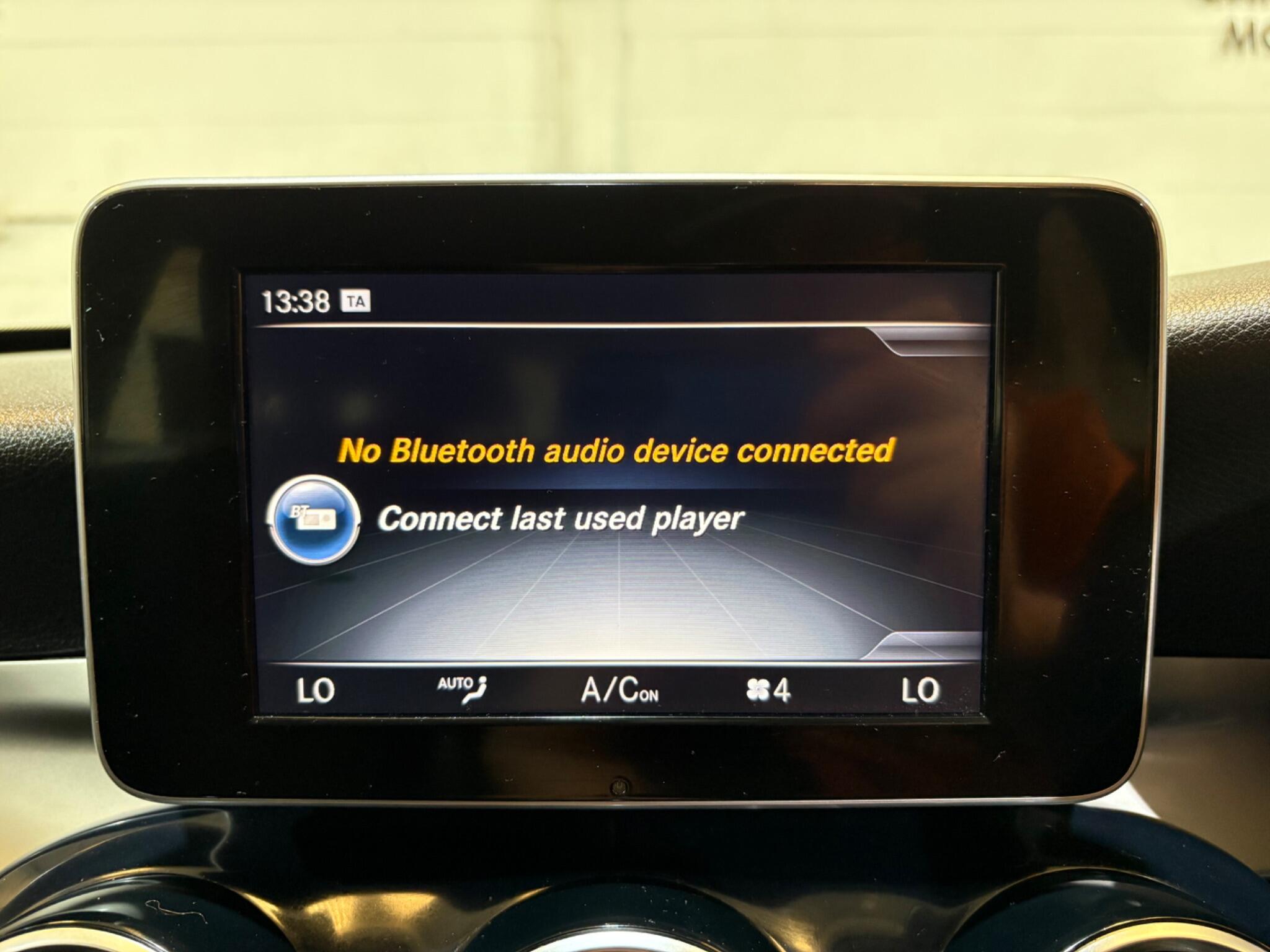 Mercedes-Benz C Class view 16