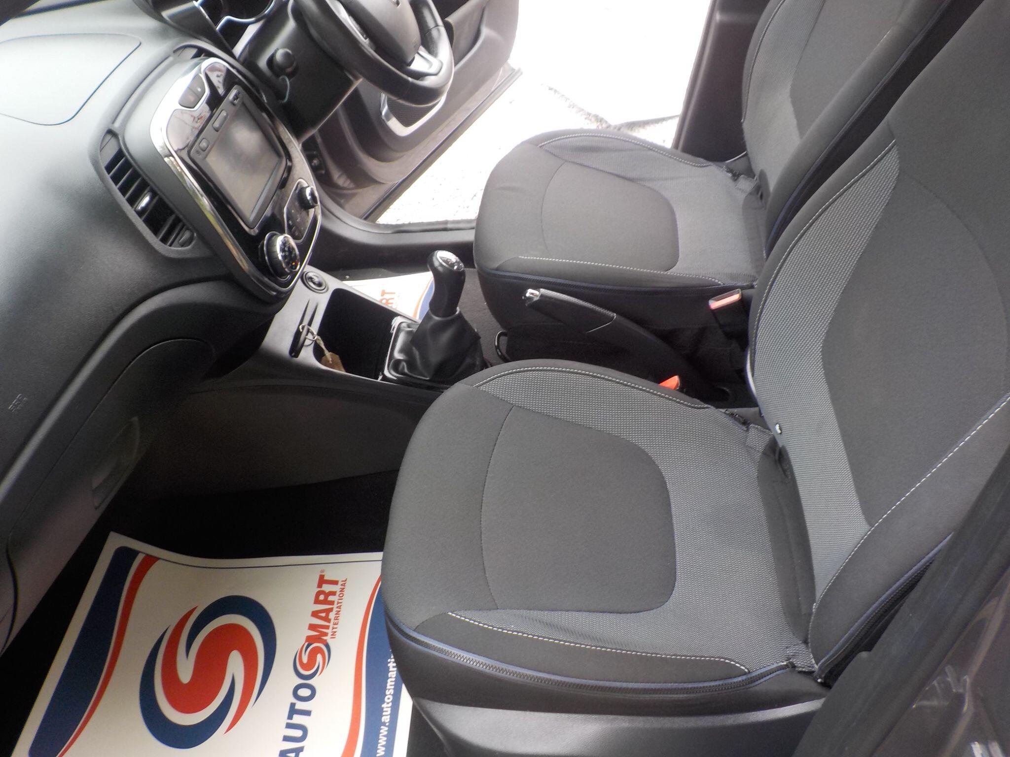 Renault Captur 1.5 dCi ENERGY Dynamique S Nav Euro 6 (s/s) 5dr