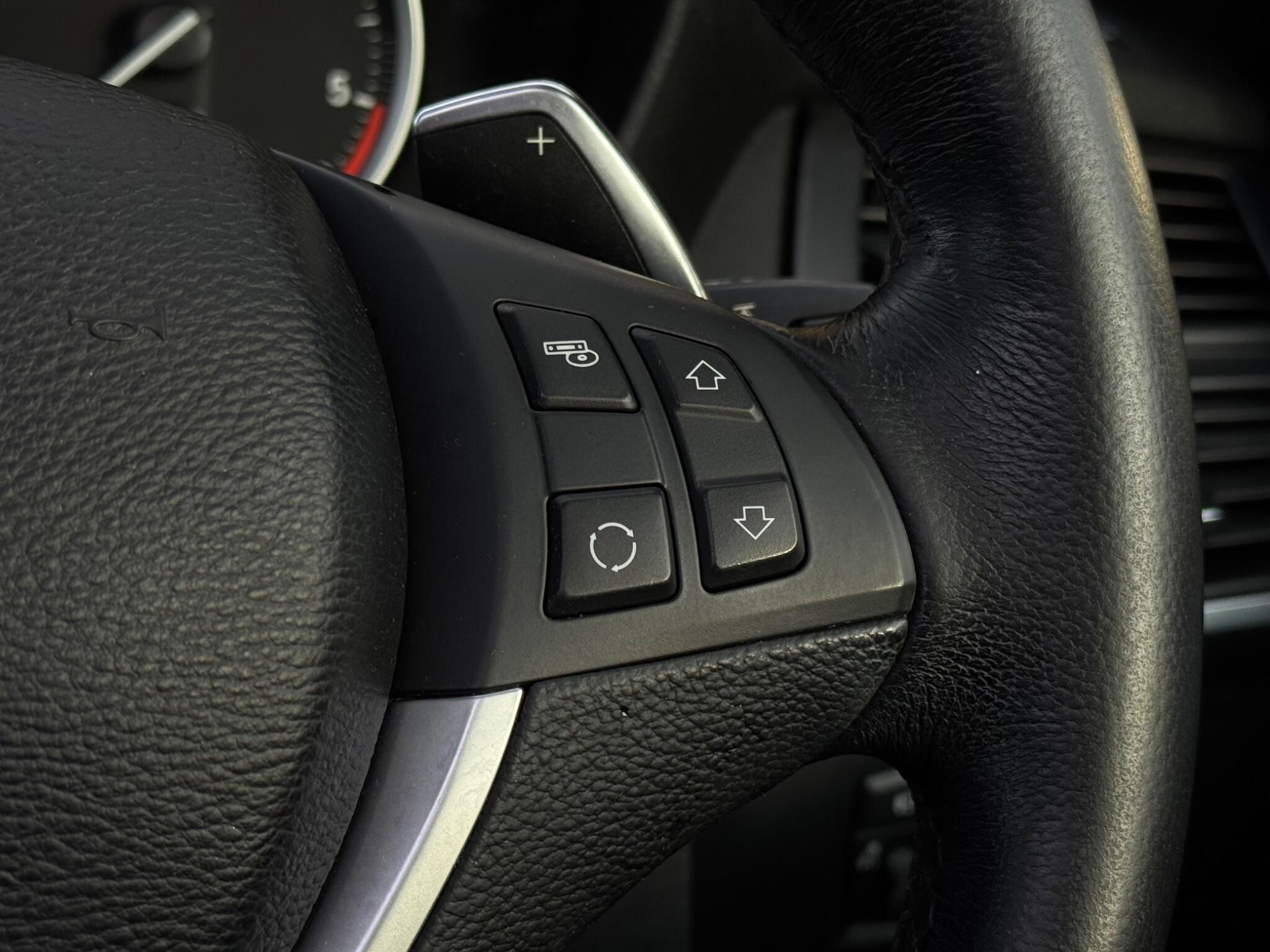 BMW X6 view 34