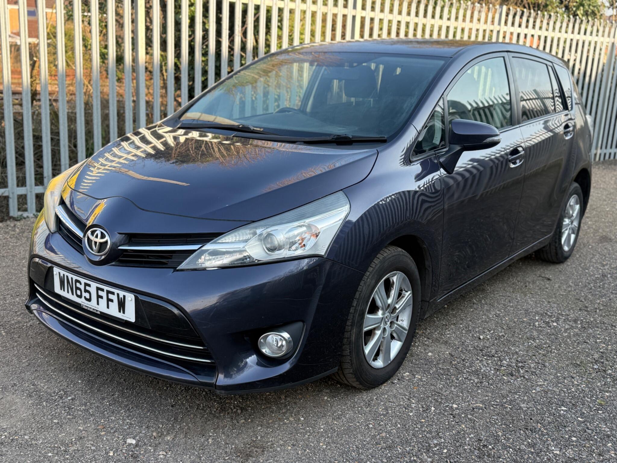 2015 Toyota Verso image 4