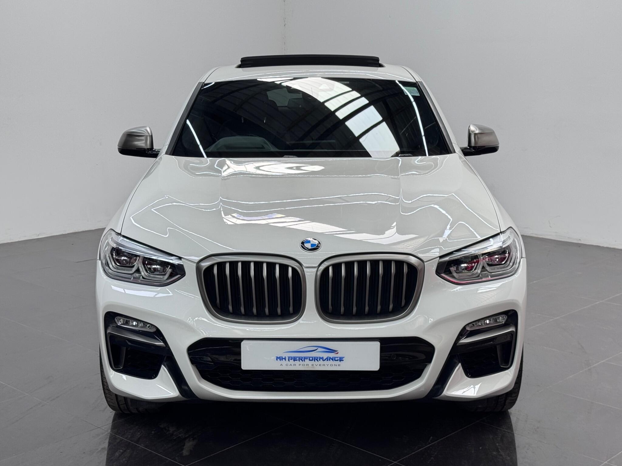 BMW X4 view 28