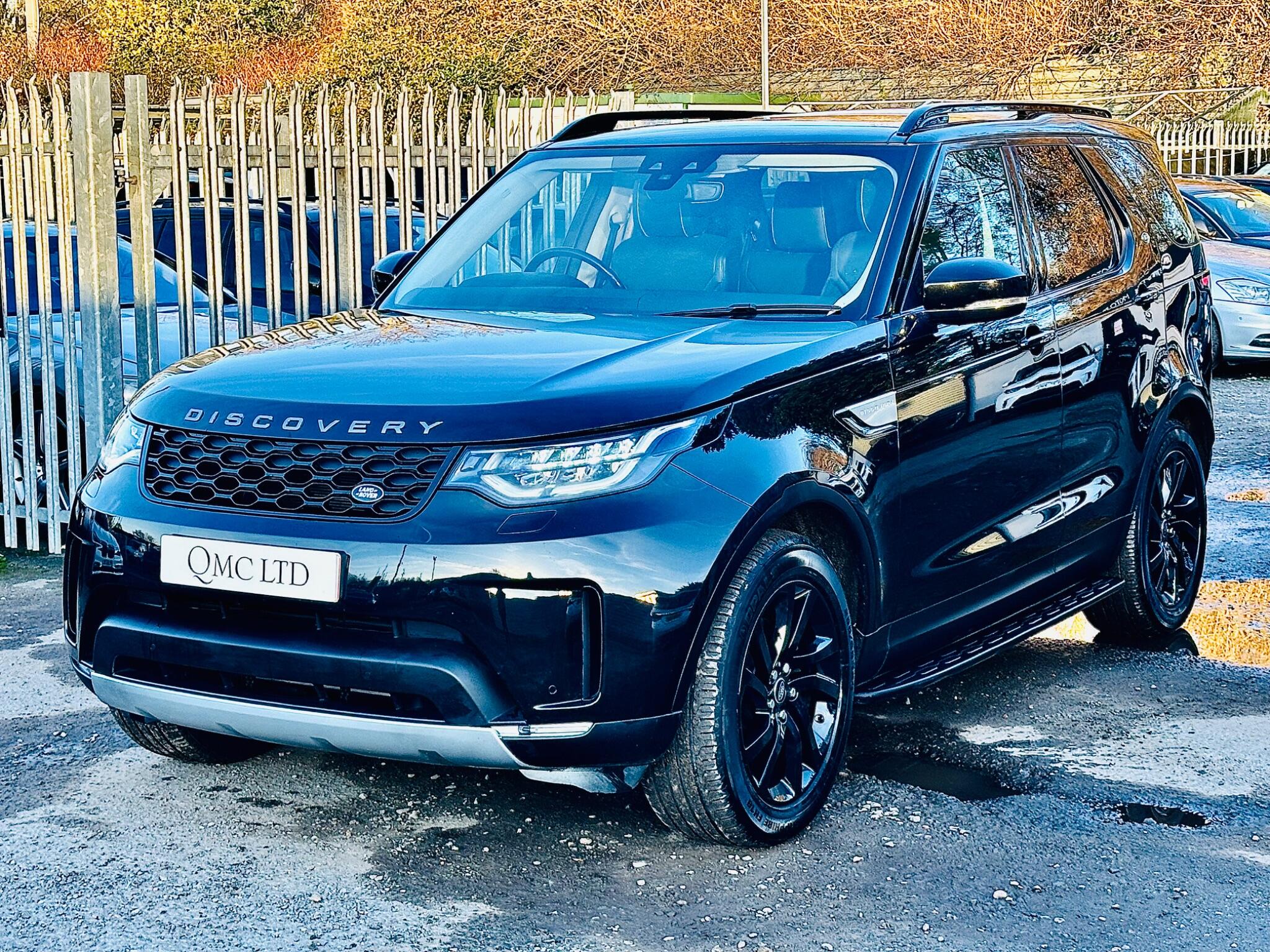 Land Rover Discovery view 11