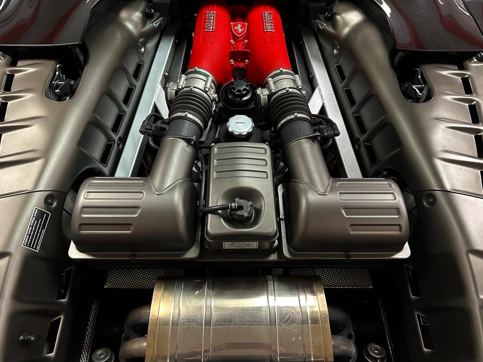 Ferrari F430 view 21