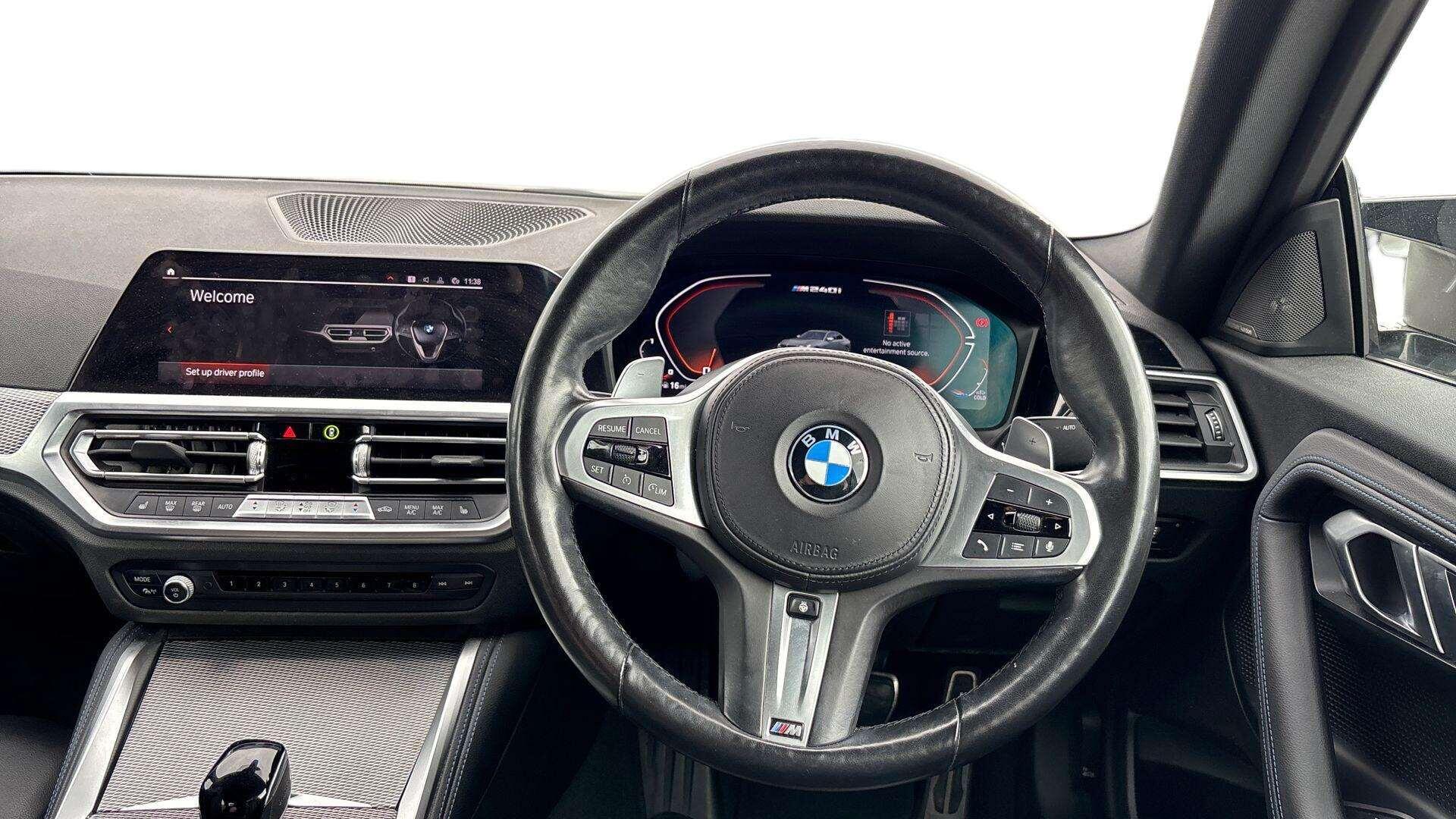 BMW 2 Series view 7