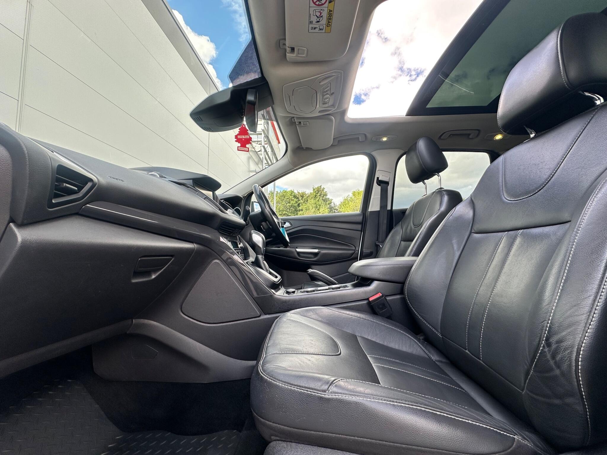 Ford Kuga view 31