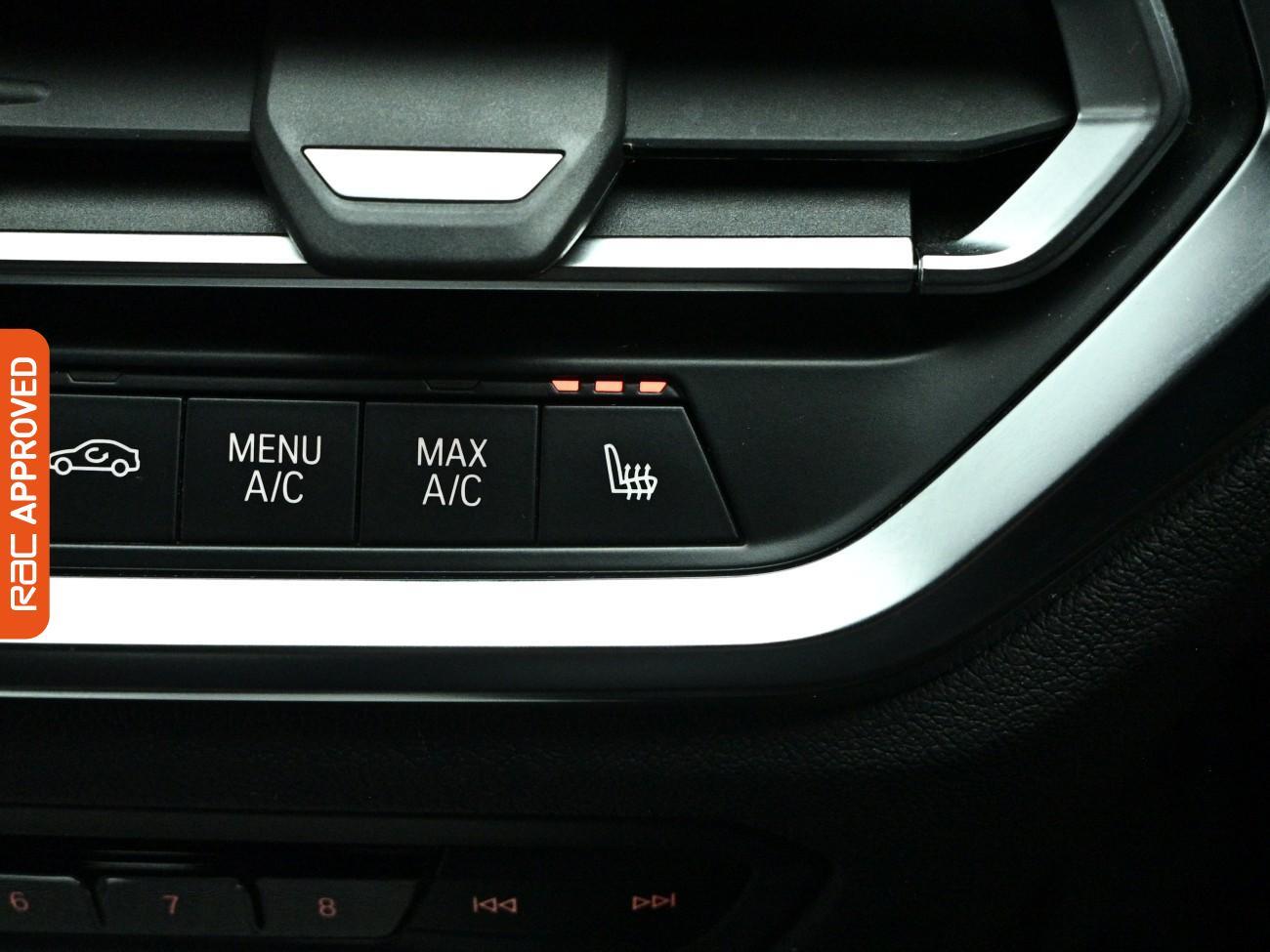 BMW 3 Series view 19