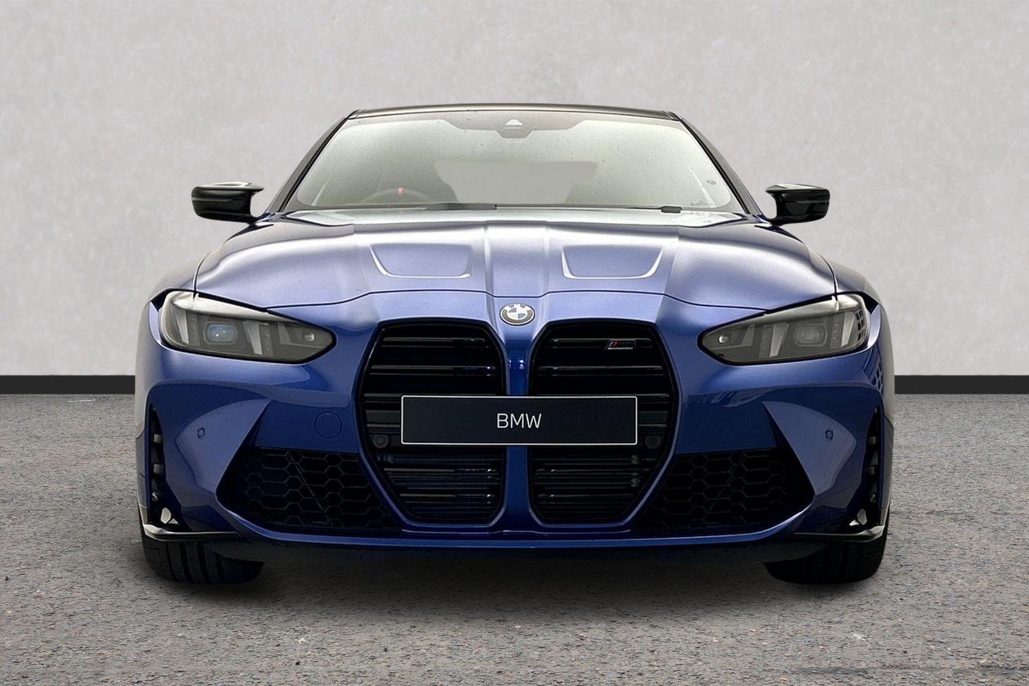 BMW M4 view 16
