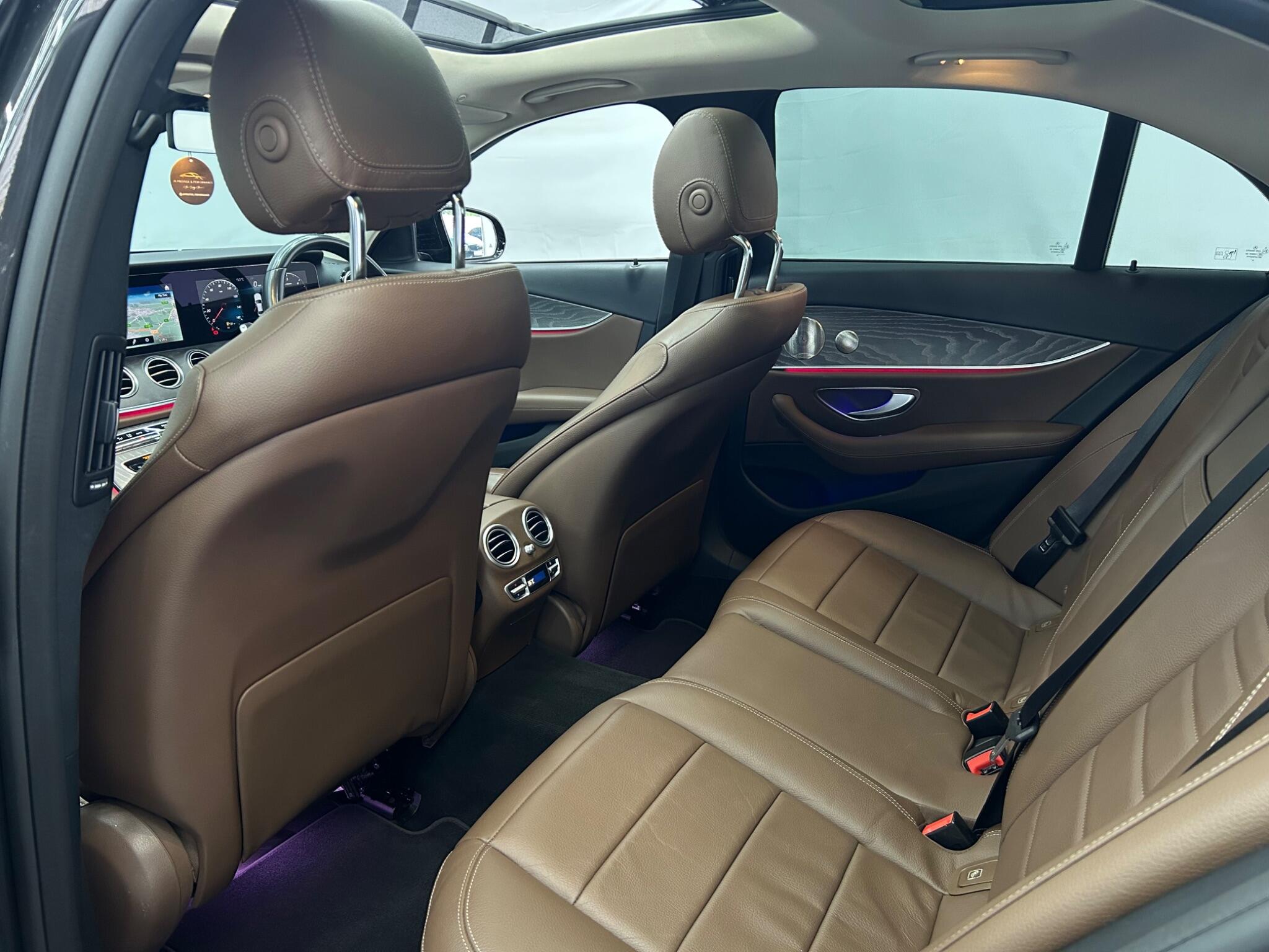 Mercedes-Benz E Class view 23