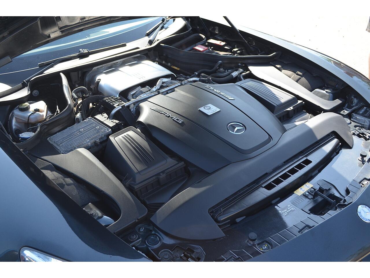 Mercedes-Benz Amg GT view 40