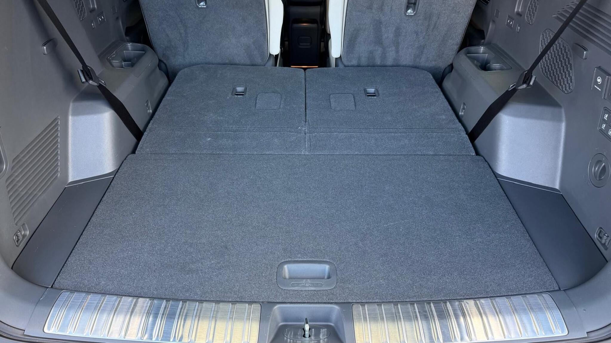 Kia EV9 view 9