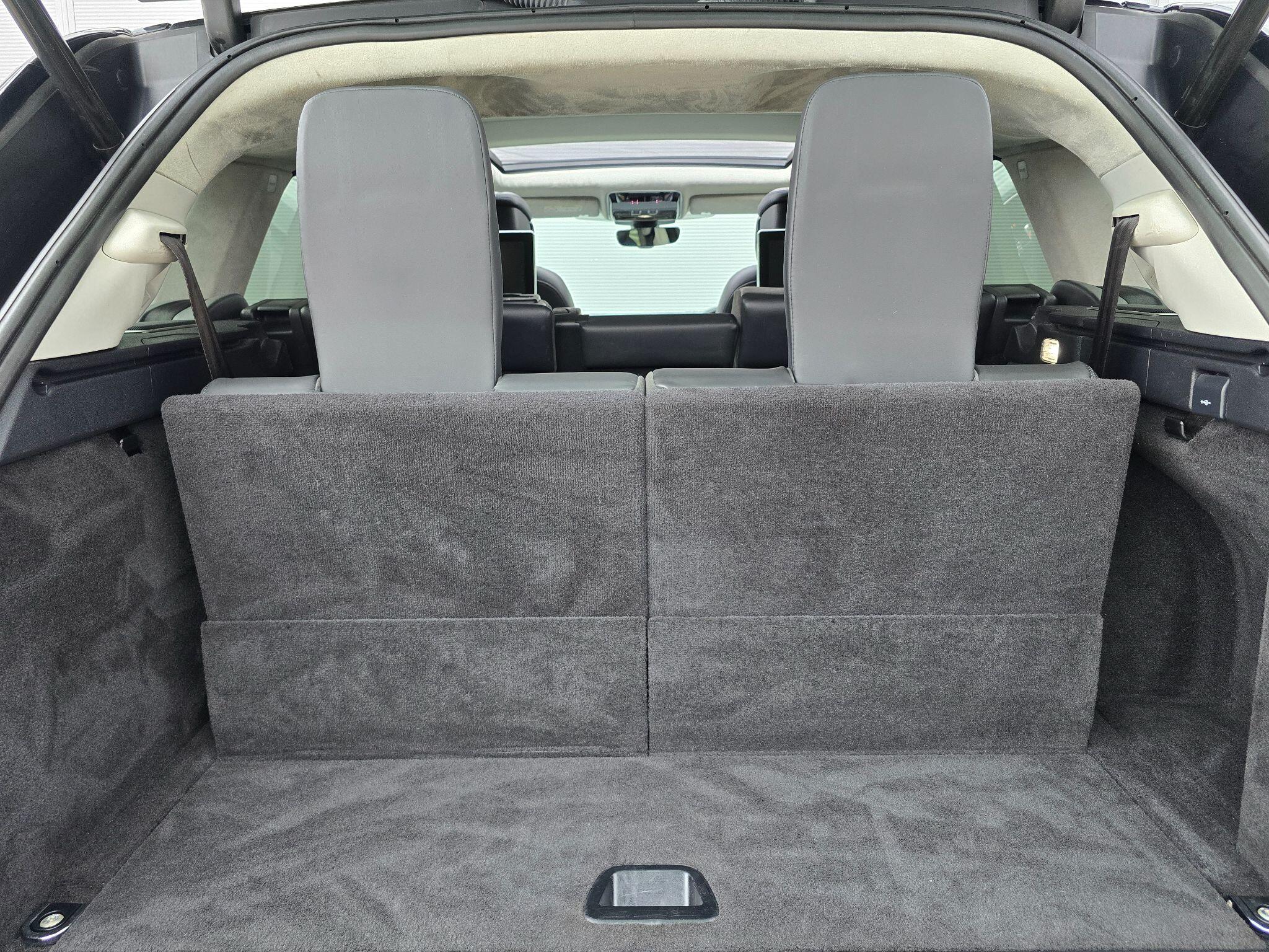 Land Rover Range Rover Sport view 34