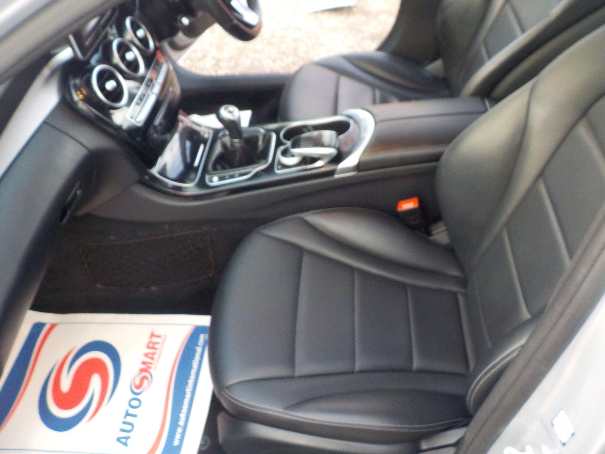 Mercedes-Benz C Class 2.0 C200 Sport Euro 6 (s/s) 4dr