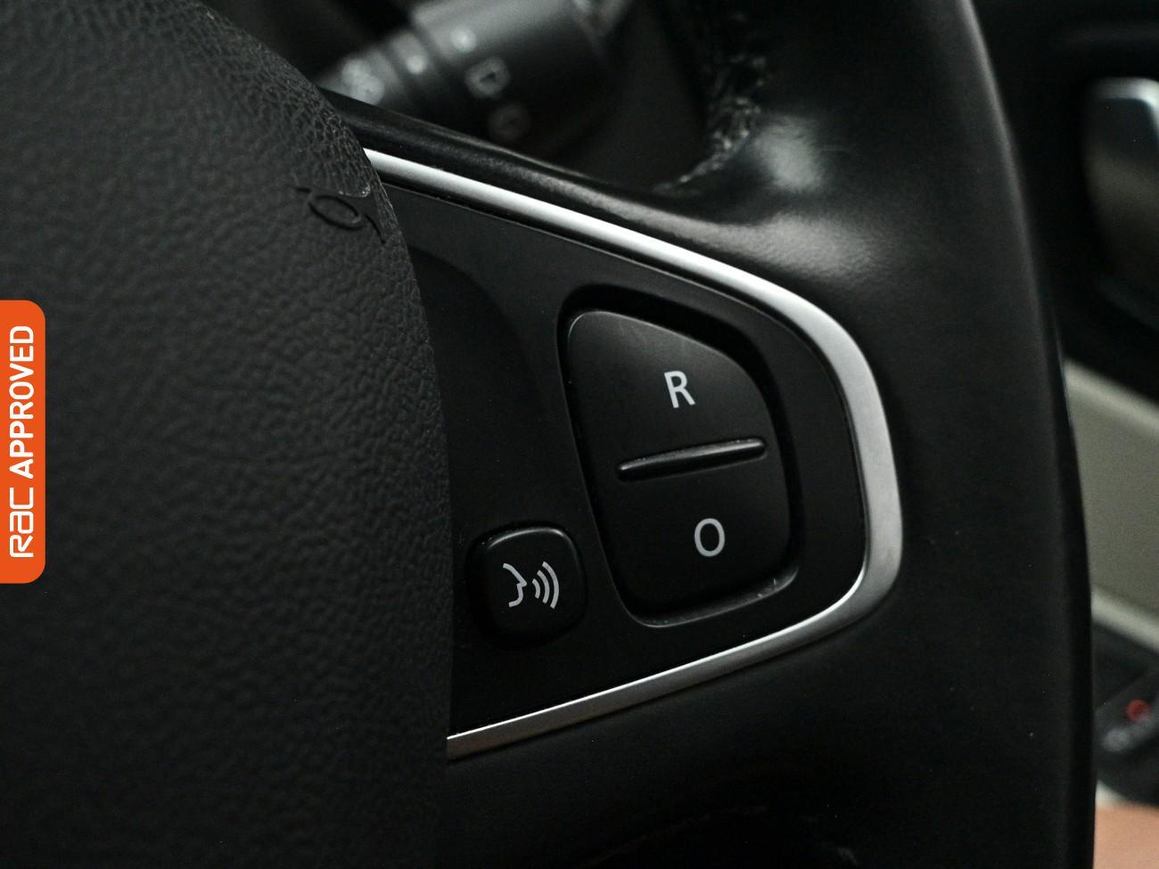 Renault Captur view 24
