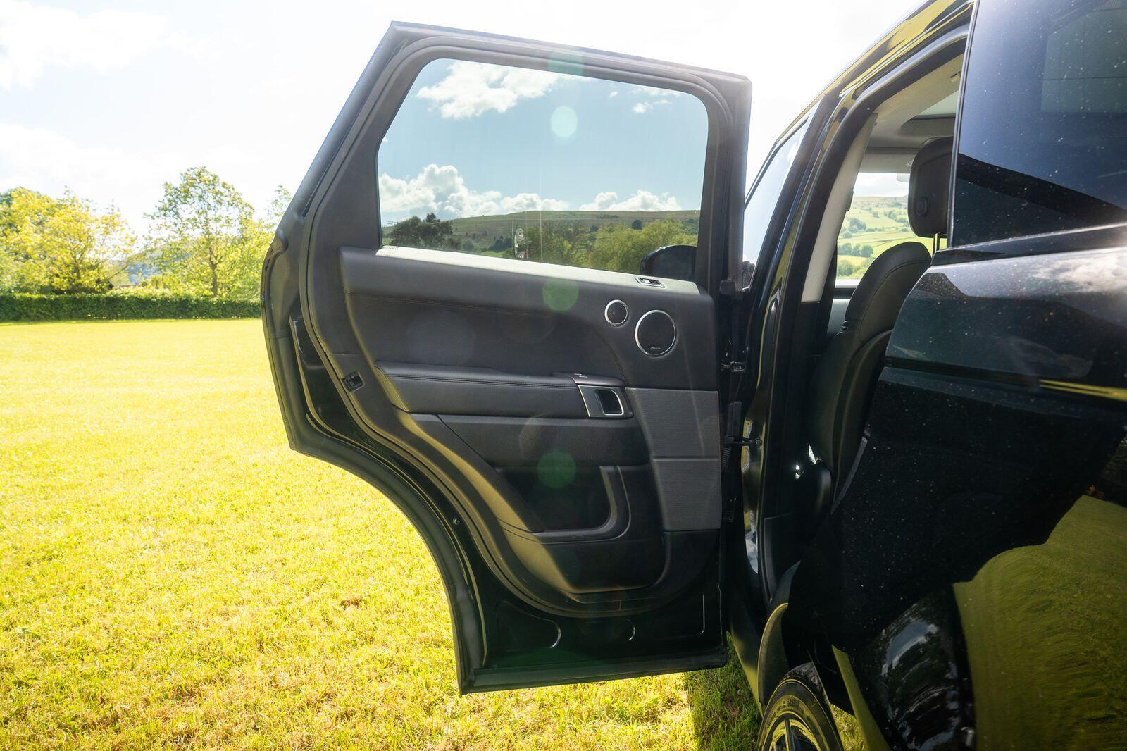 Land Rover Range Rover Sport view 26