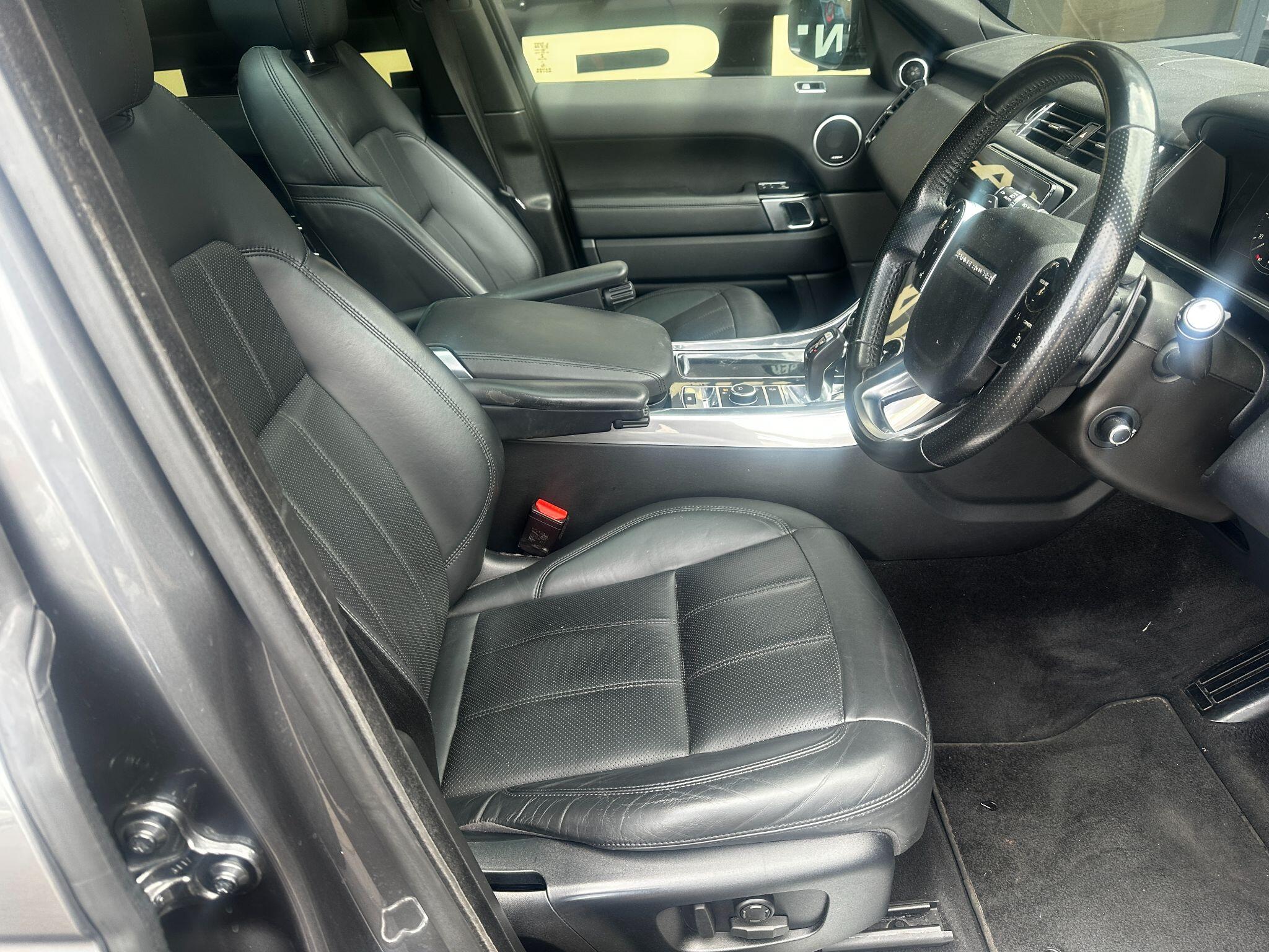 Land Rover Range Rover Sport view 6
