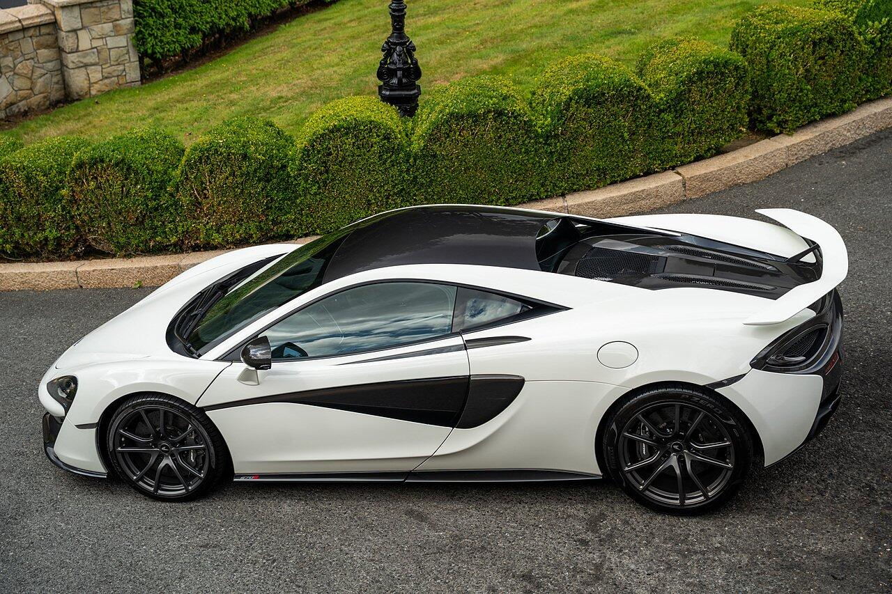 McLaren 570S view 98