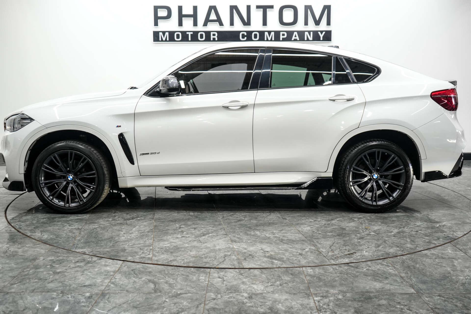 BMW X6 view 3