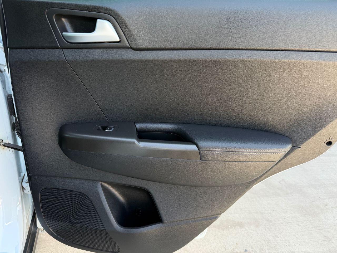 Kia Sportage view 20