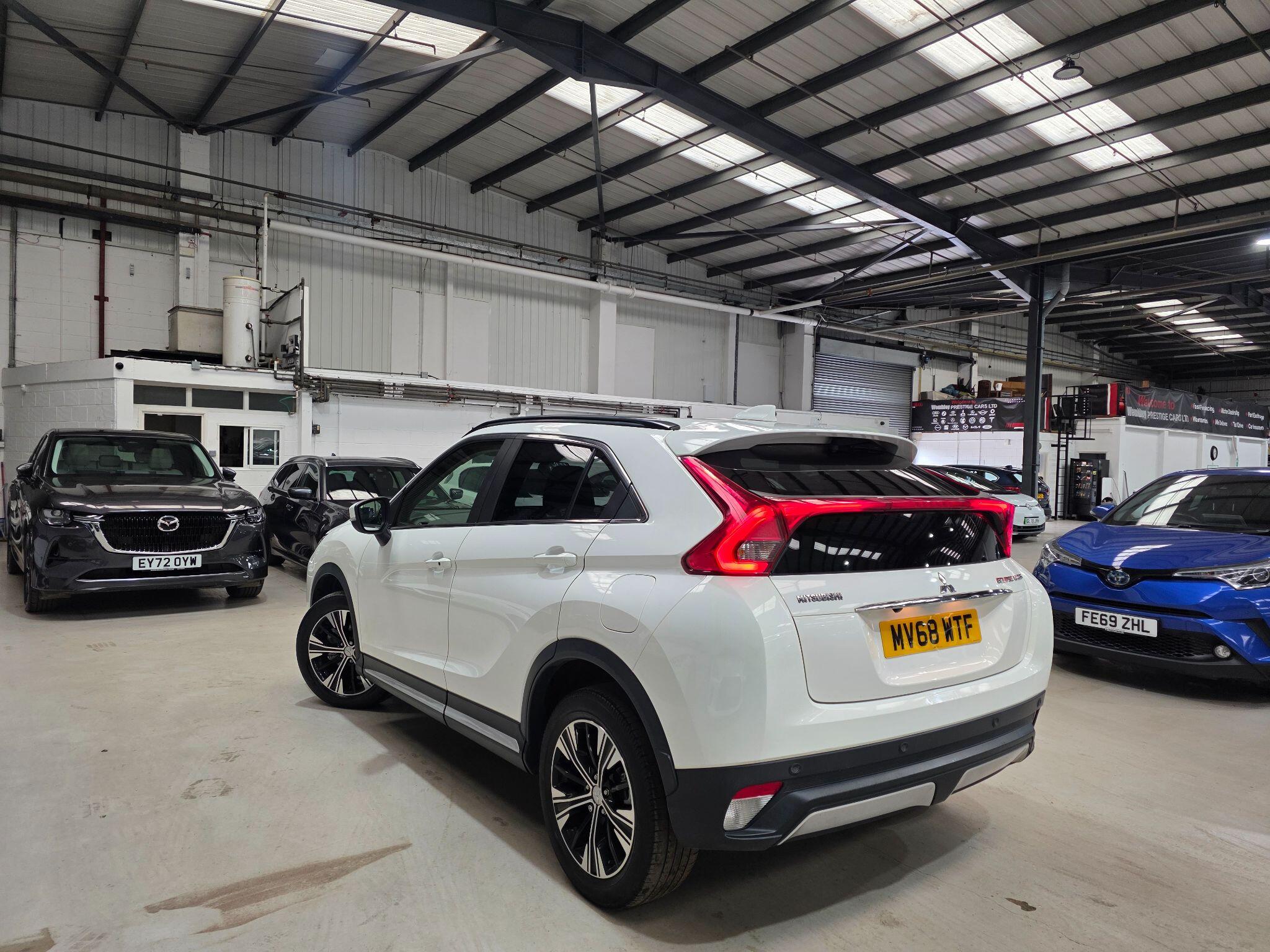 Mitsubishi Eclipse Cross view 27