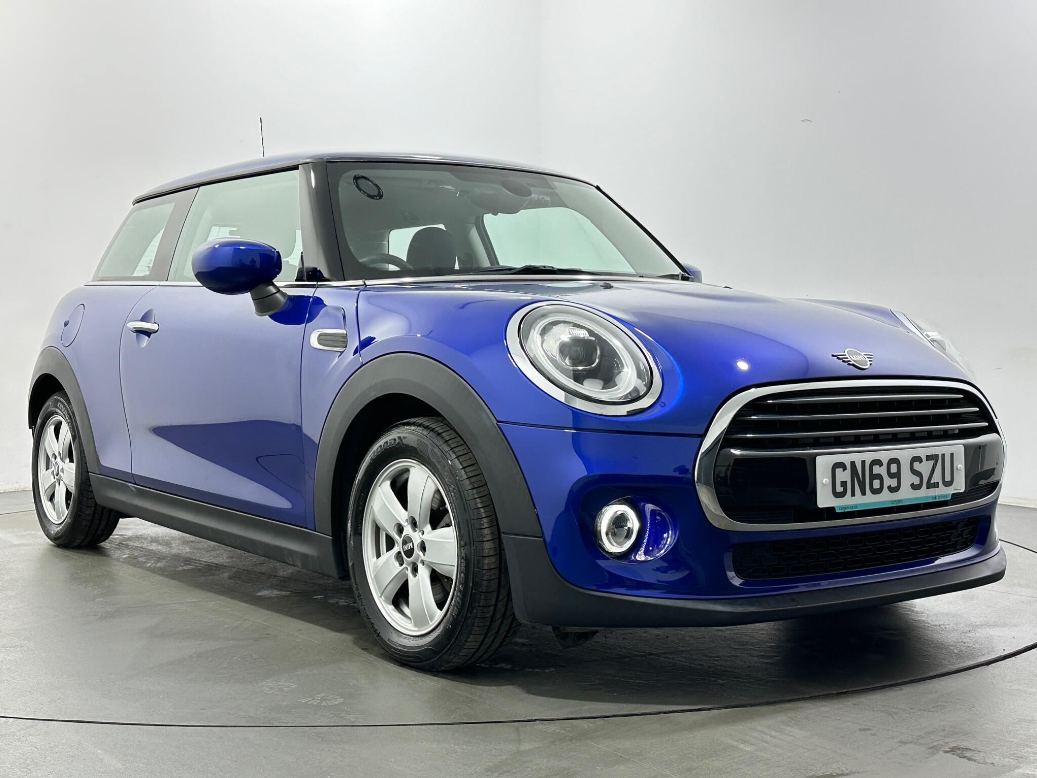 Mini Hatch view 46