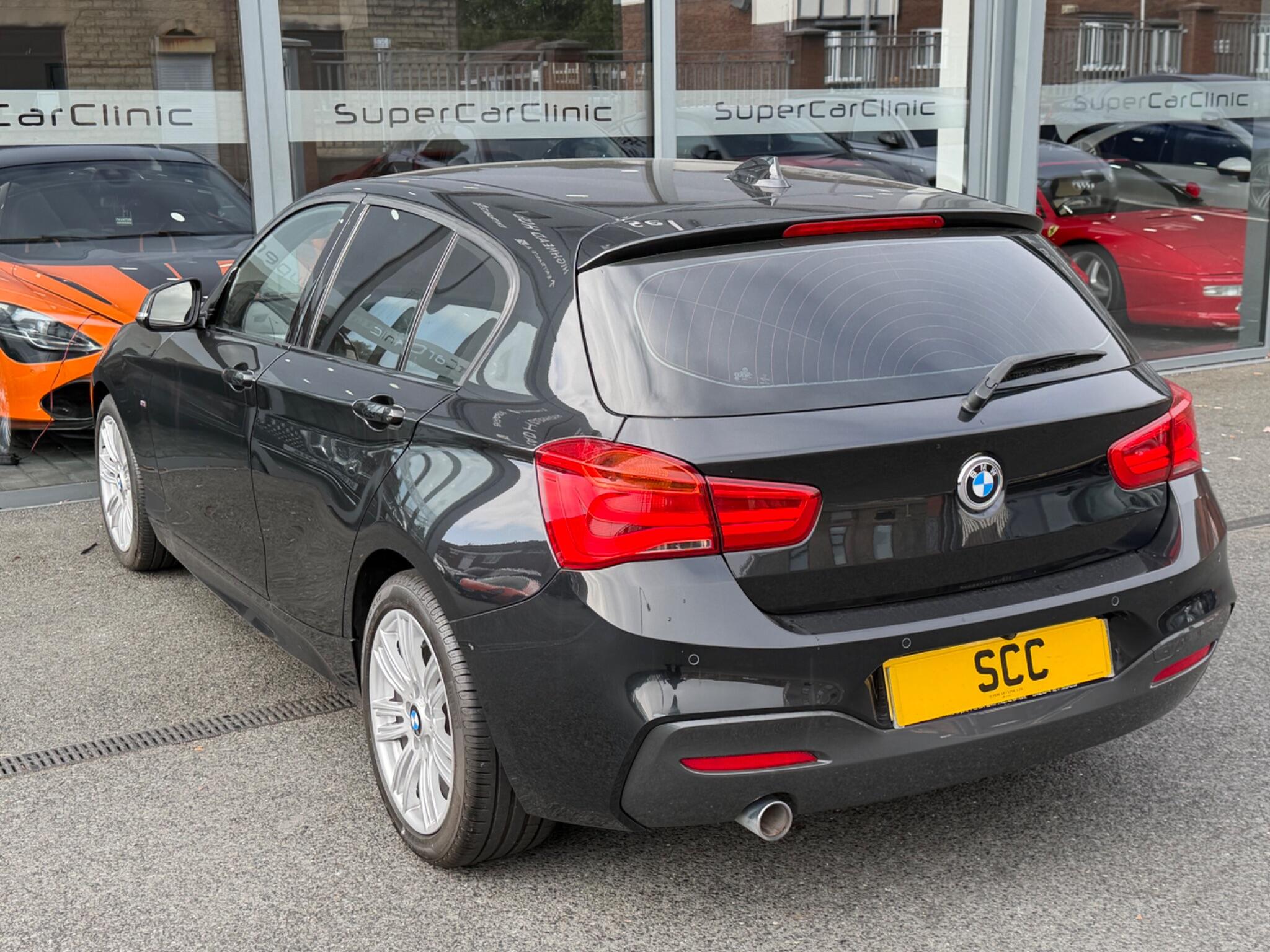 BMW 1 Series view 8