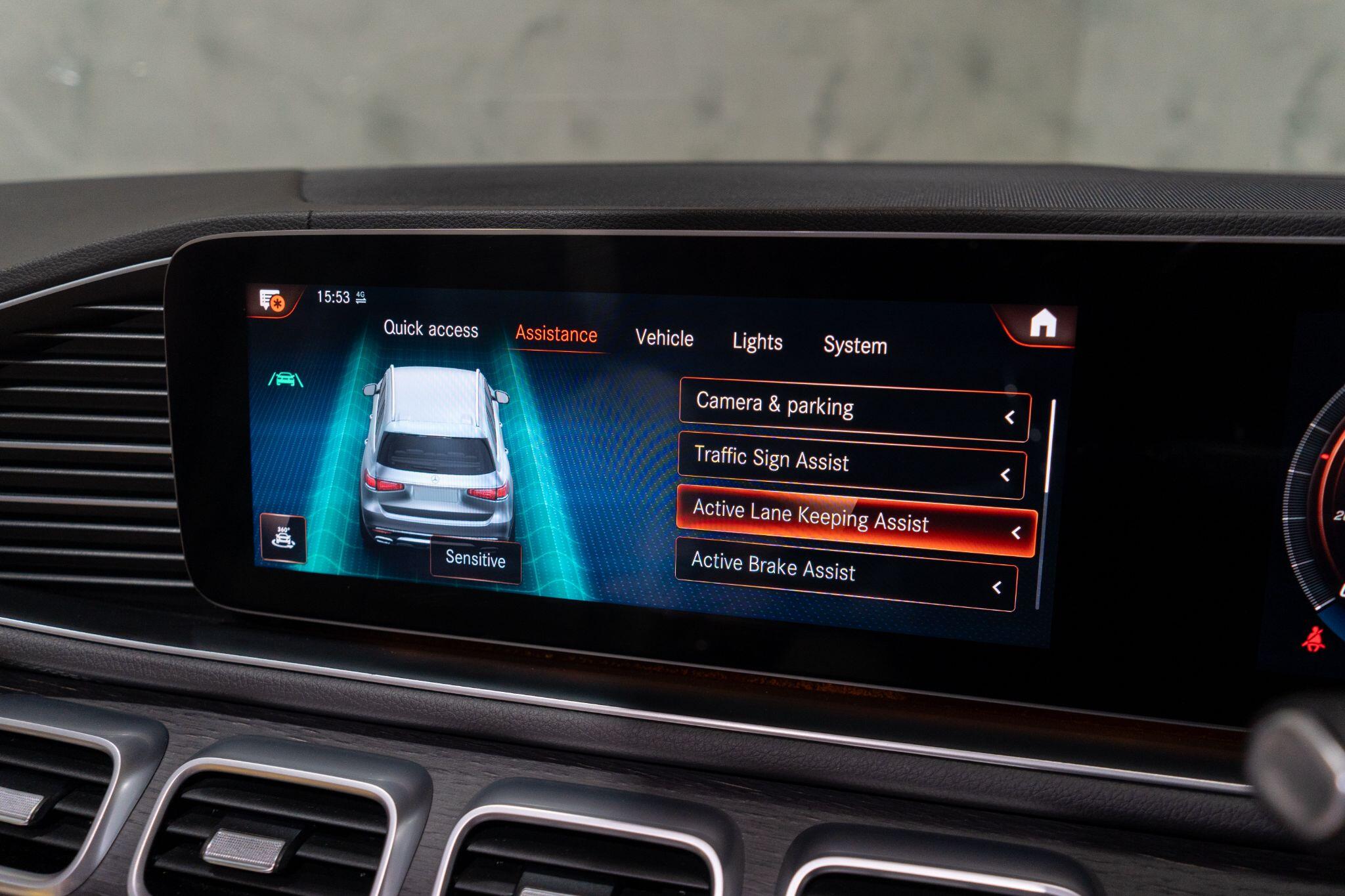 Mercedes-Benz GLS view 35