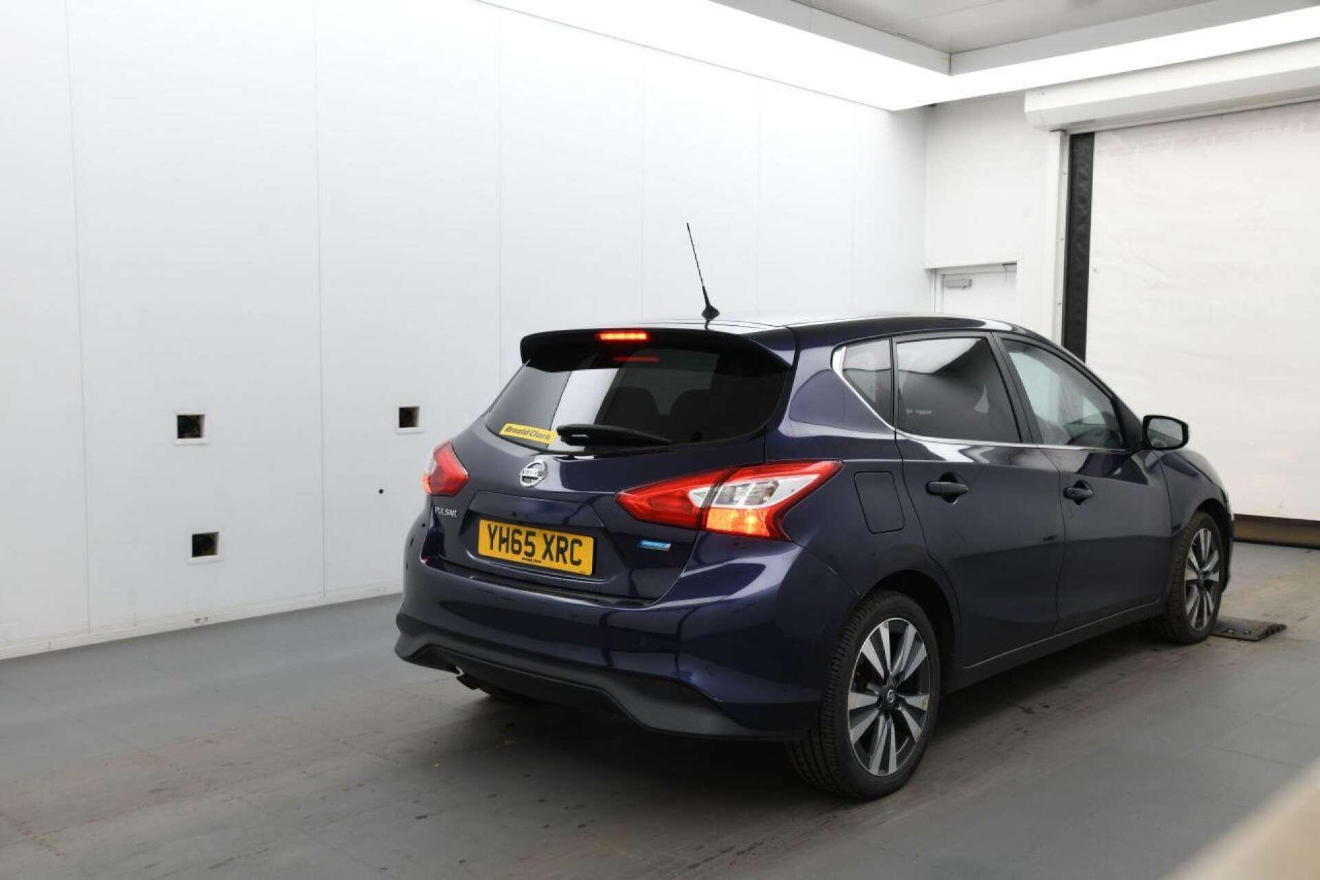 Nissan Pulsar view 9