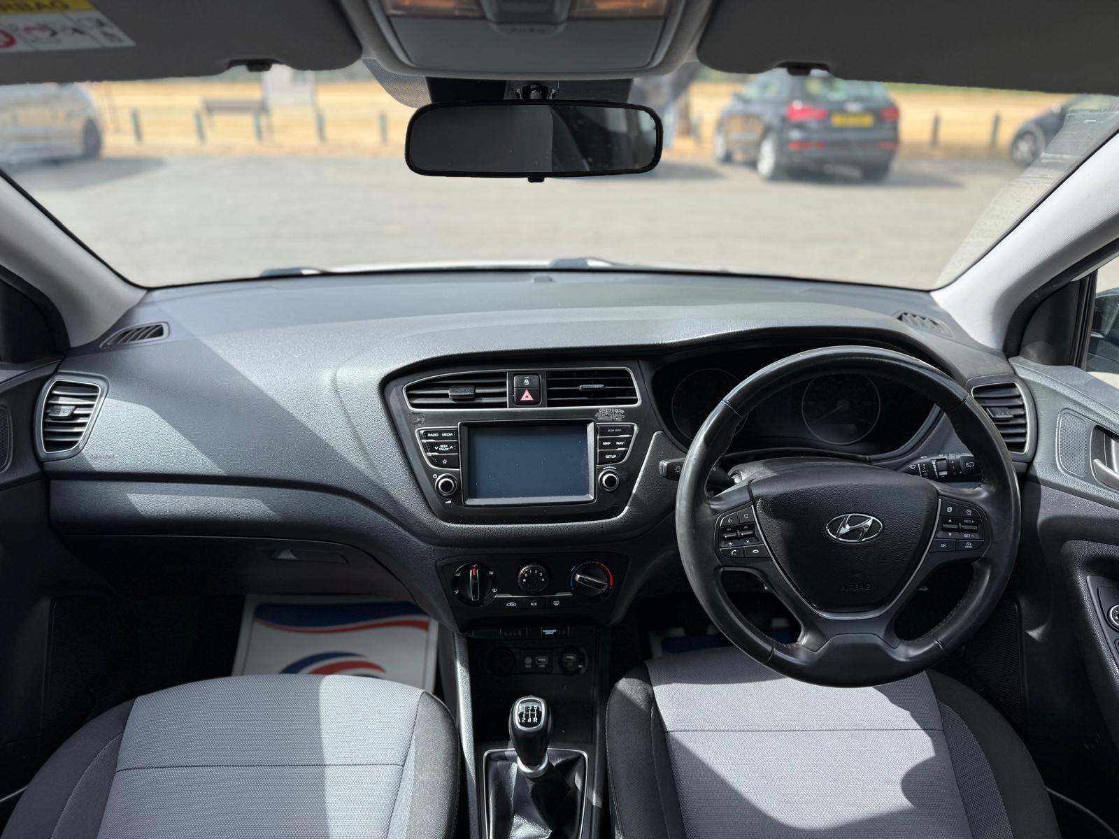 Hyundai i20 view 2