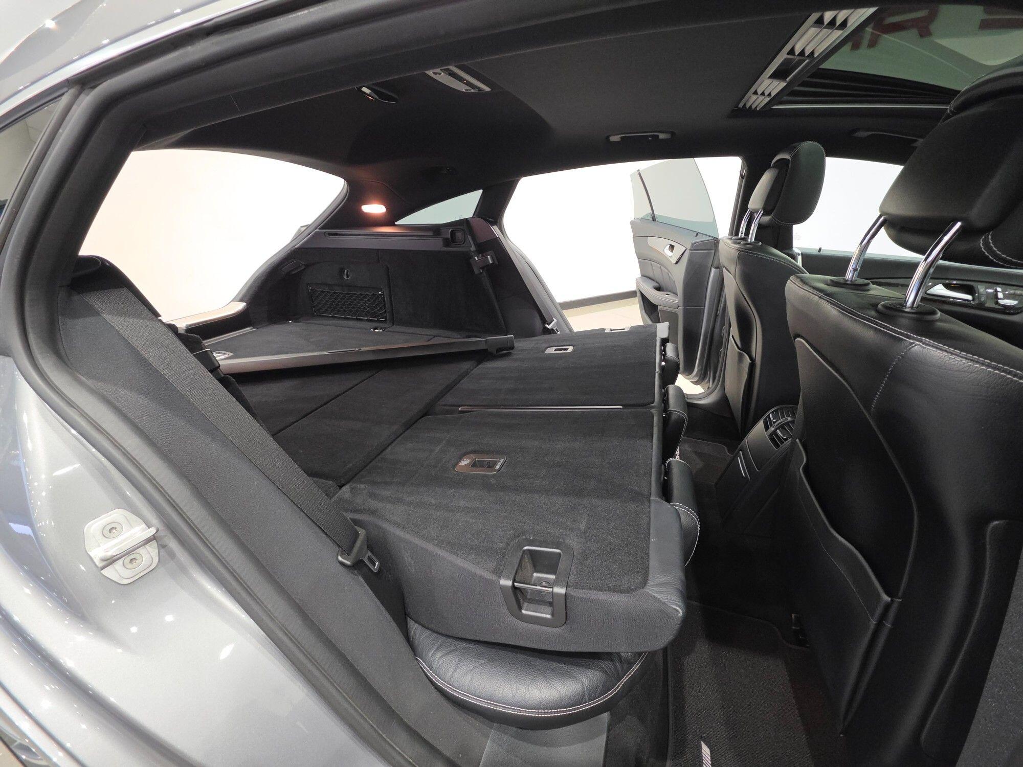 Mercedes-Benz CLS view 54