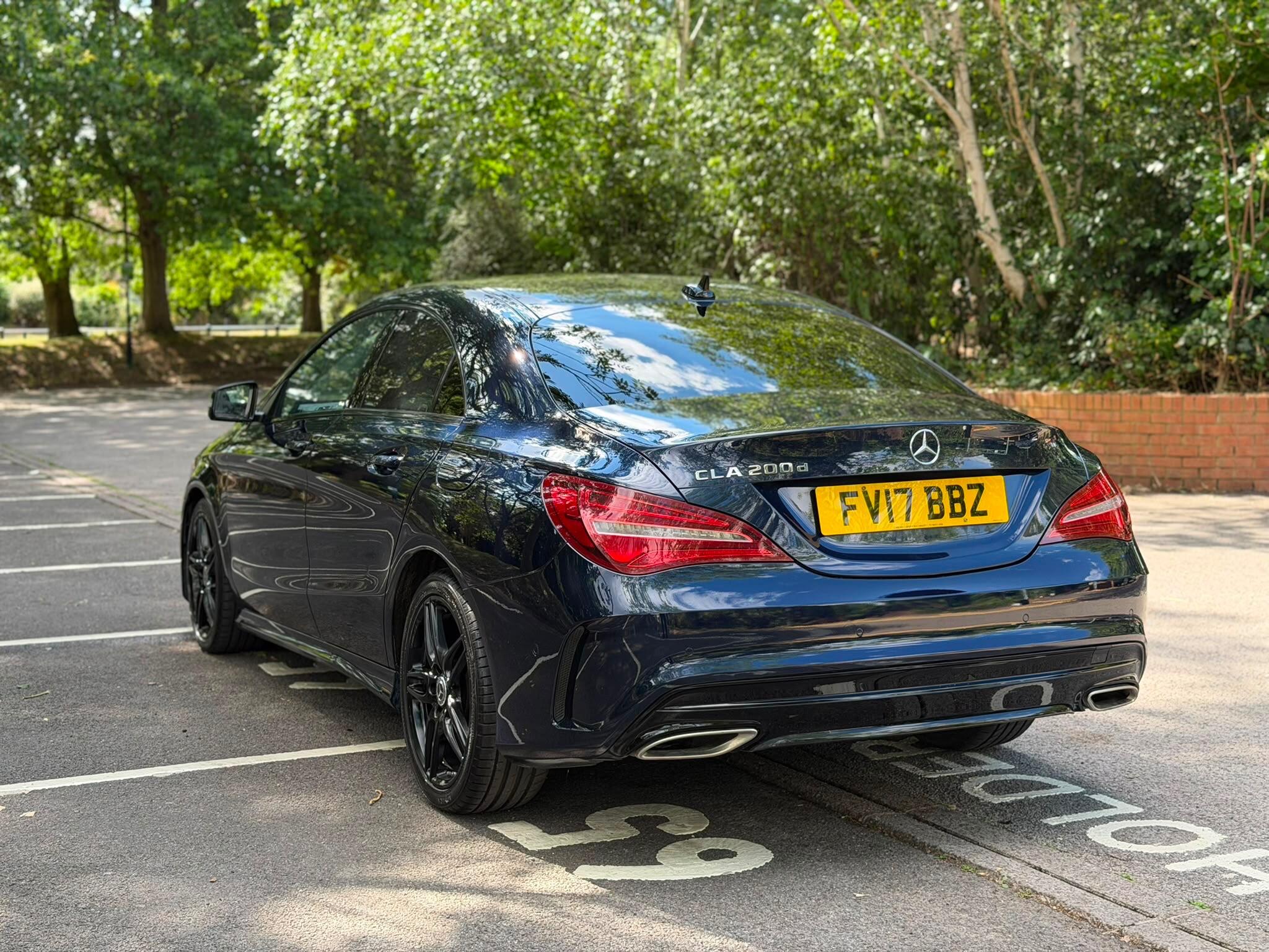 Mercedes-Benz Cla view 6