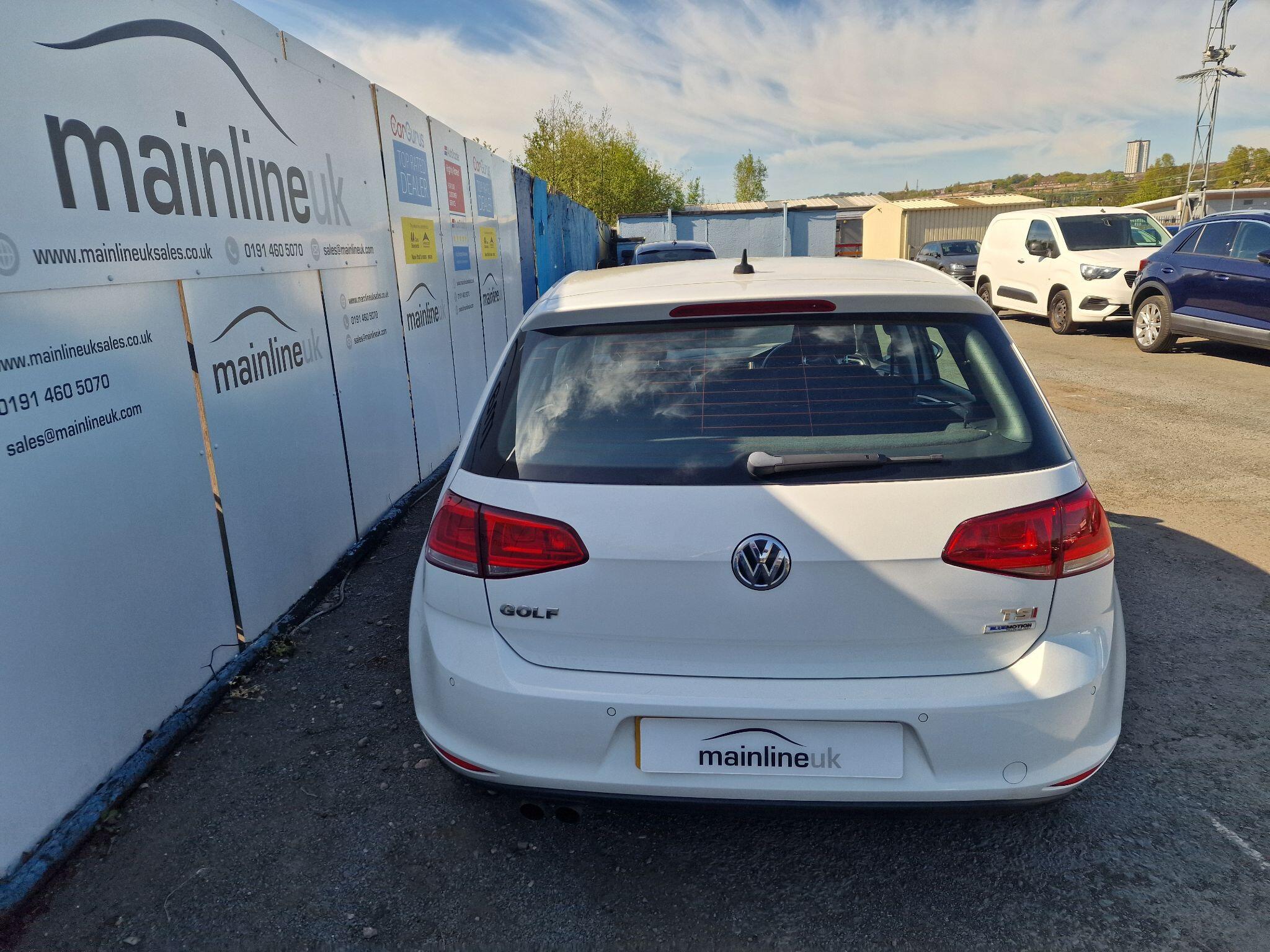 Volkswagen Golf view 13