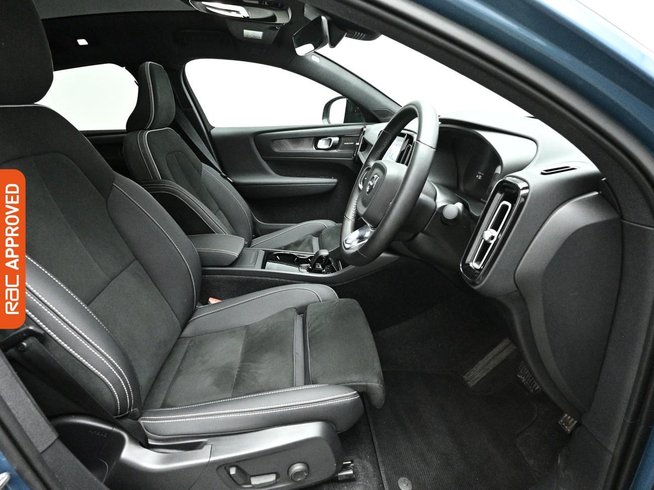 Volvo C40 view 13