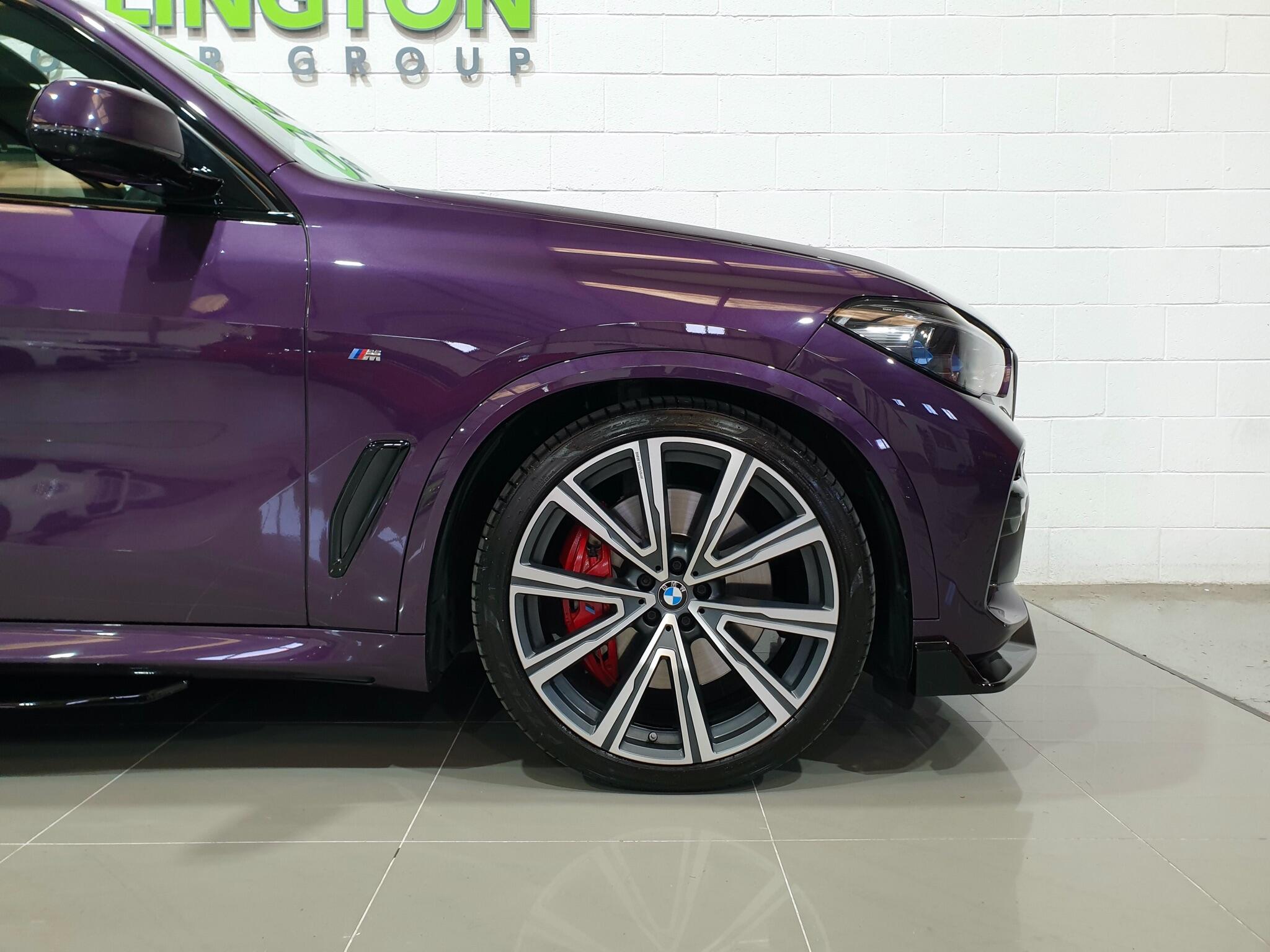 BMW X5 view 17